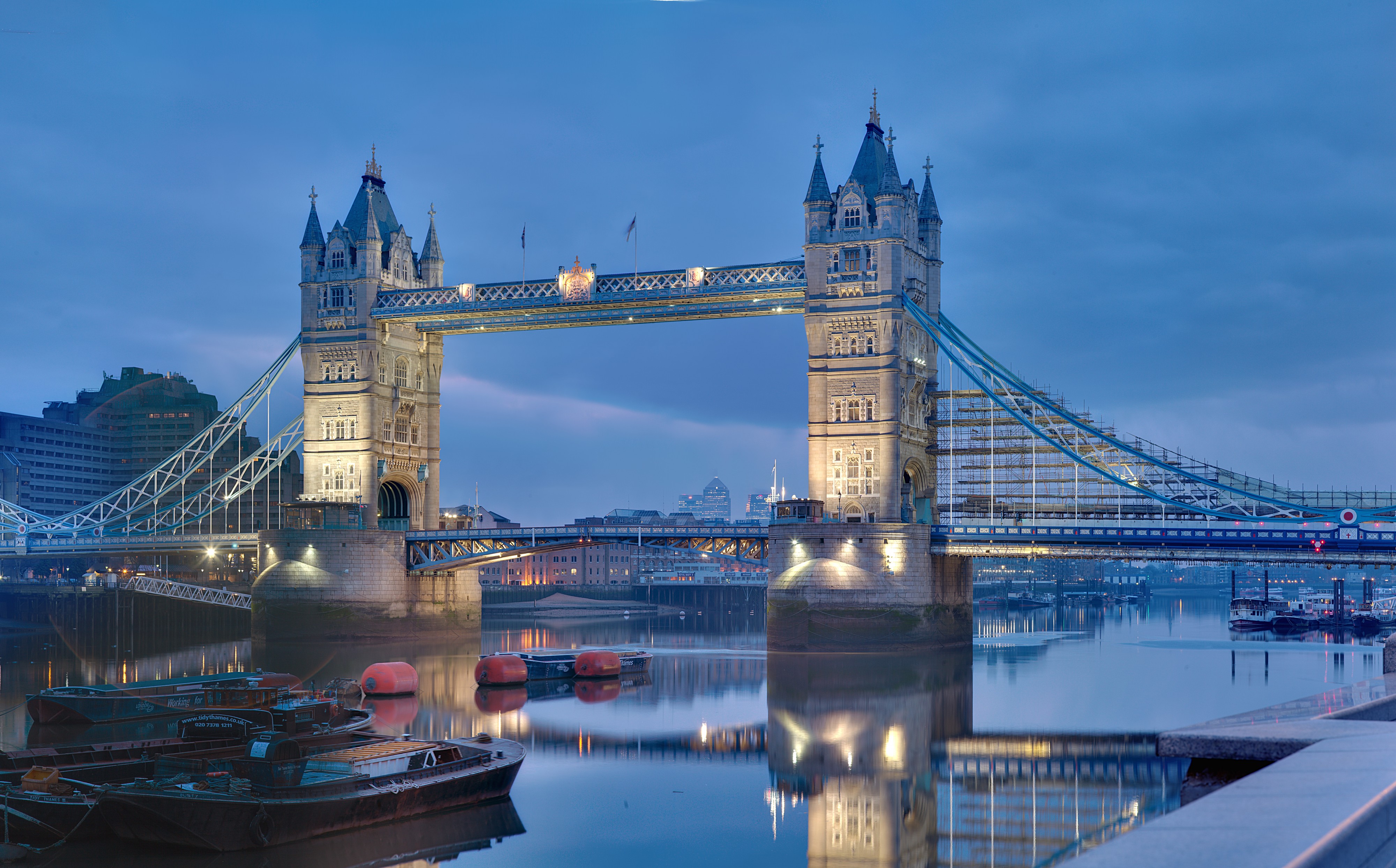 Towerbridge at dawn