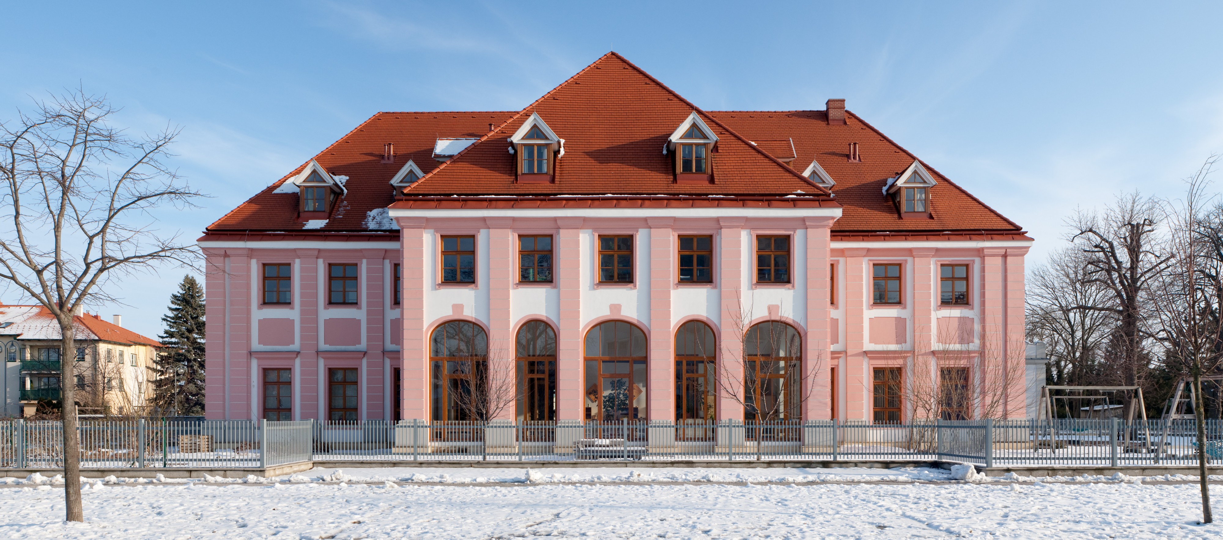 Traiskirchen schloessl2