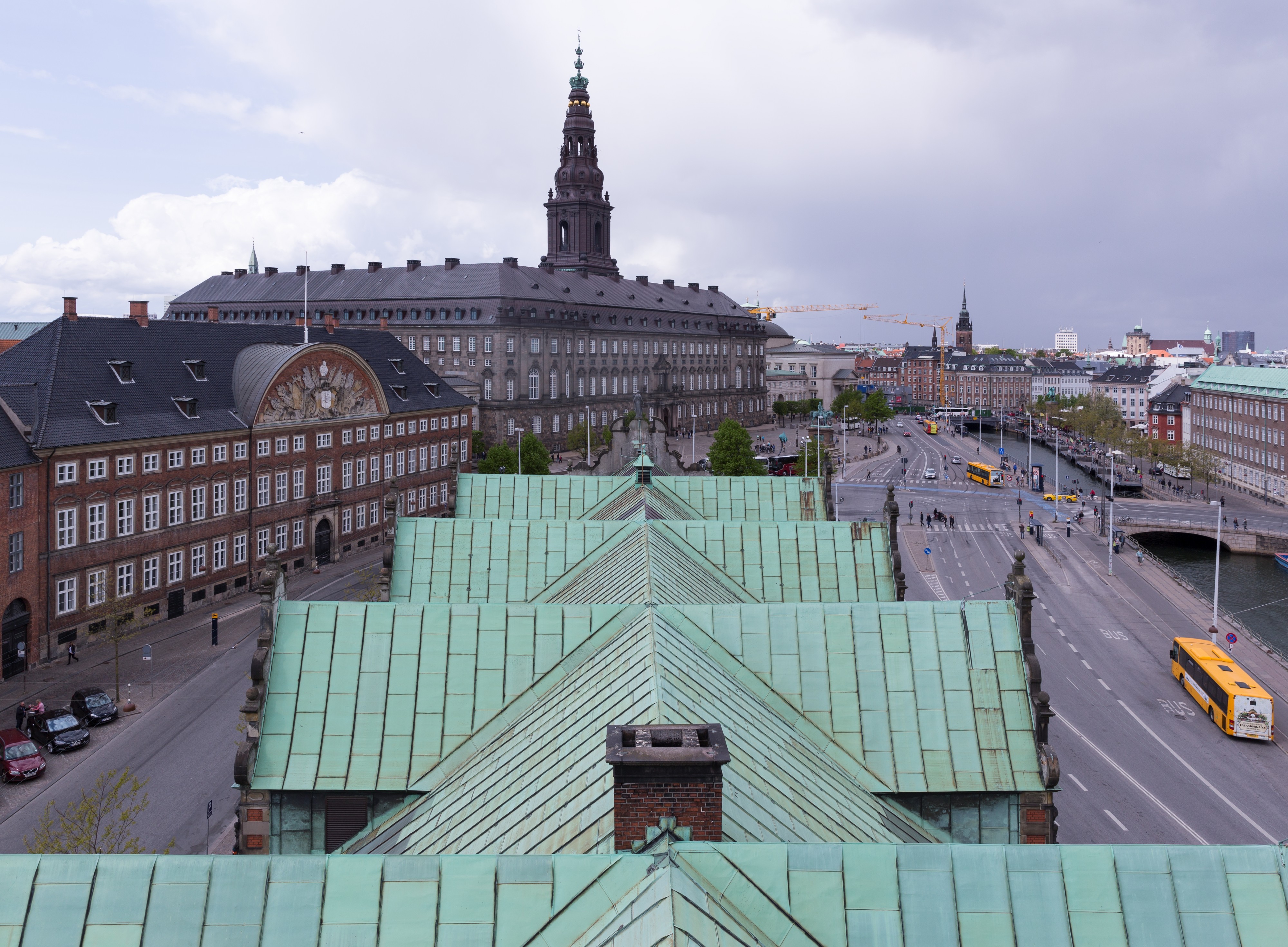 Udsigt fra dragespiret på Børsen