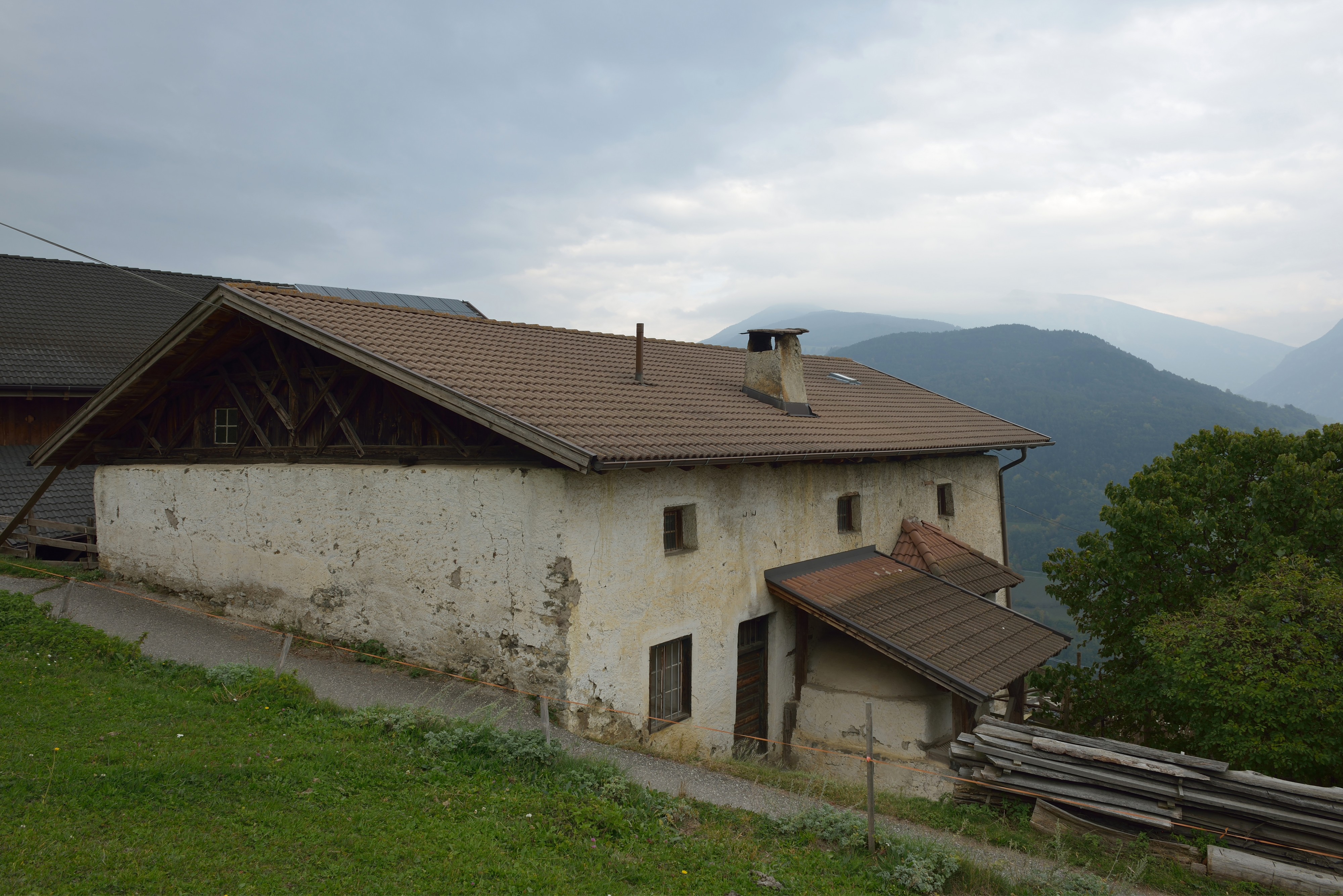 Unteraichner Hof in Barbian 01