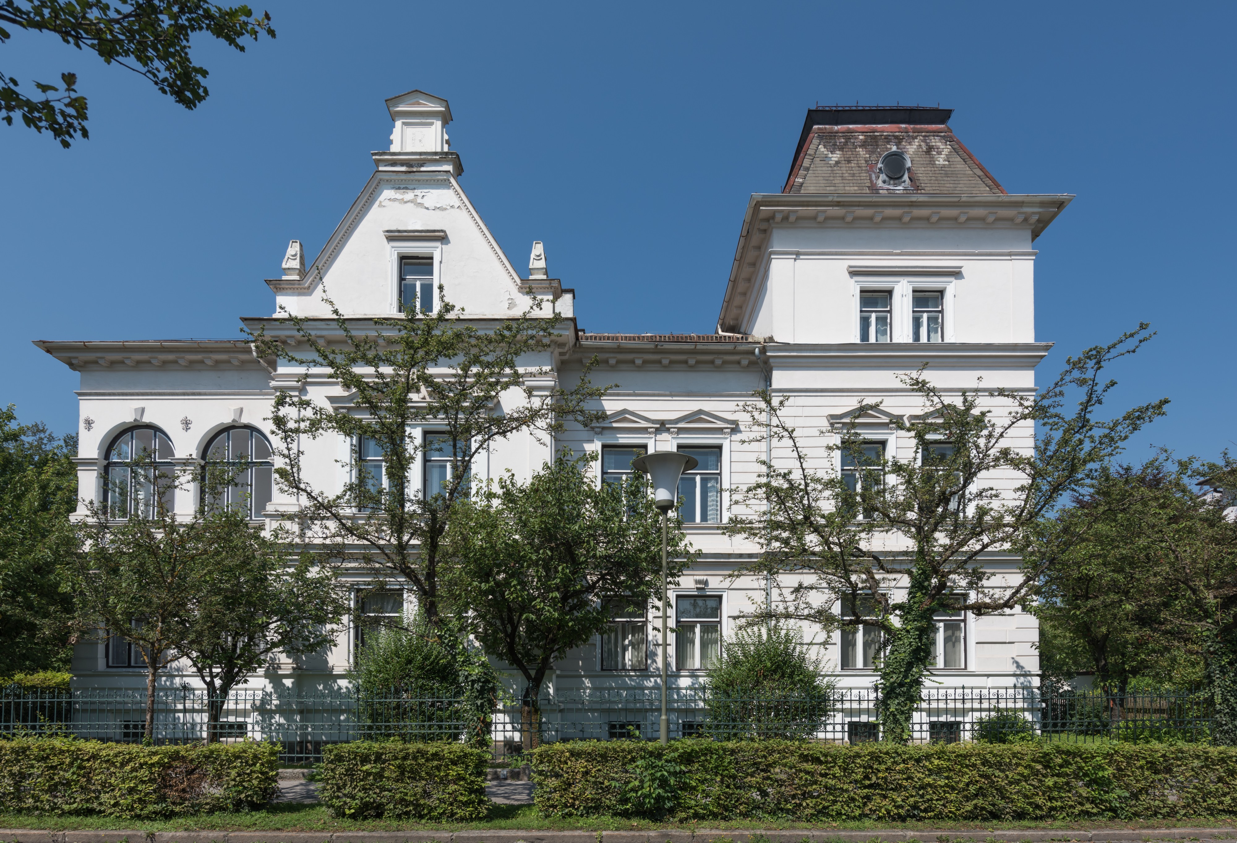 Villach Zehnte-Oktober-Strasse 24 Villa 07082015 6587