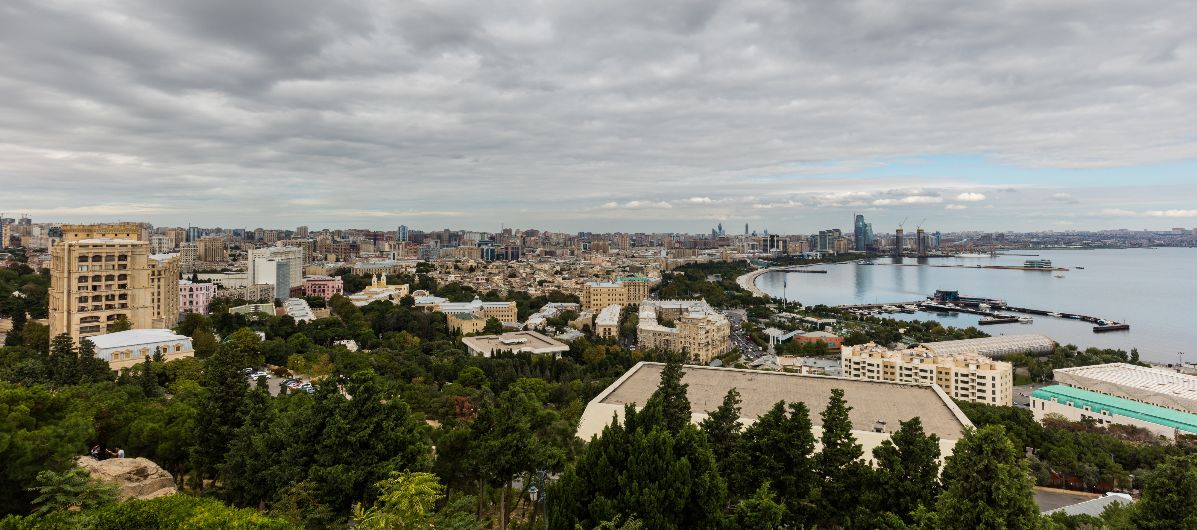 Vista de Baku, Azerbaiyán, 2016-09-26, DD 118