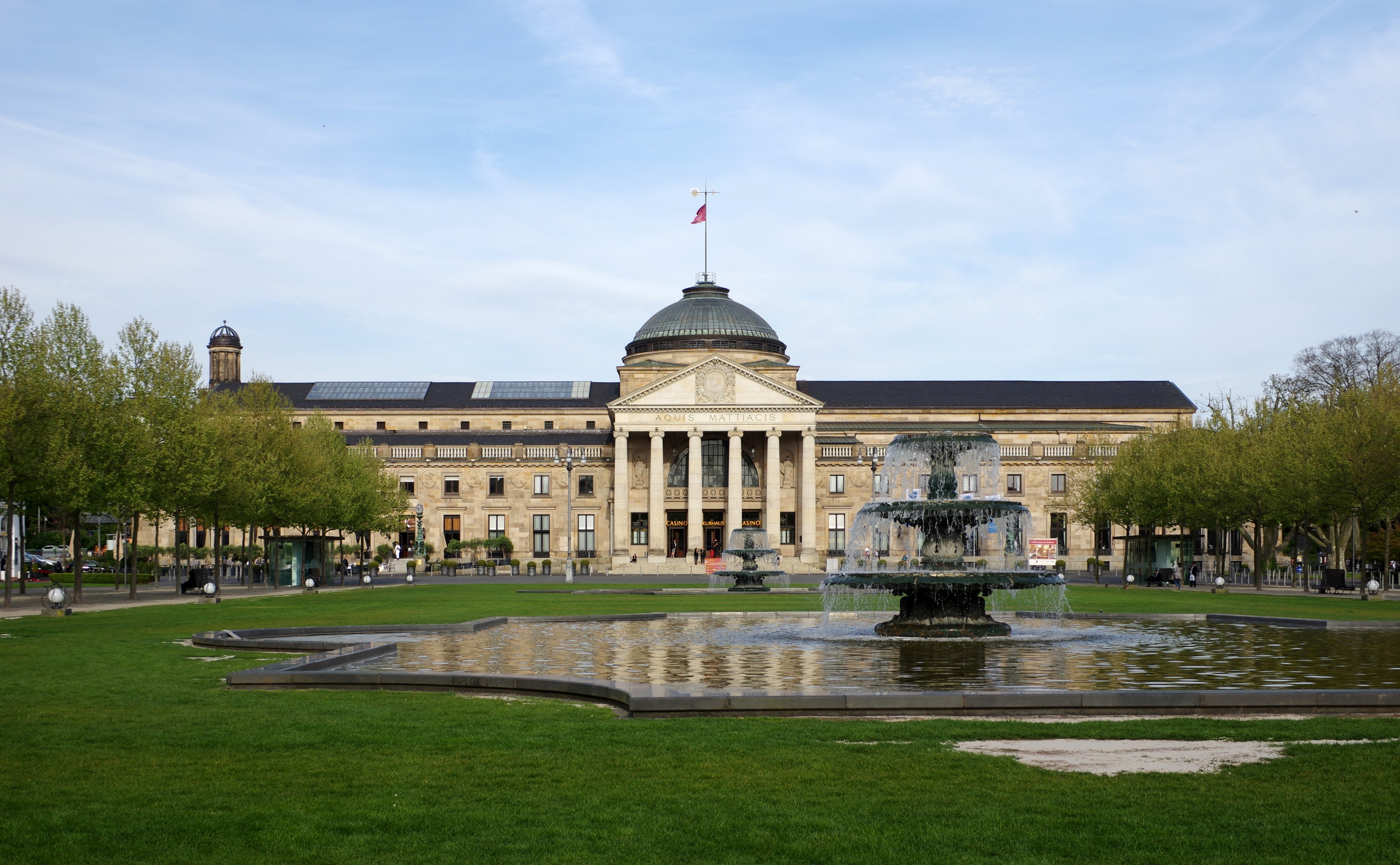 Wiesbaden Kurhaus BW 2017-04-24 18-03-23