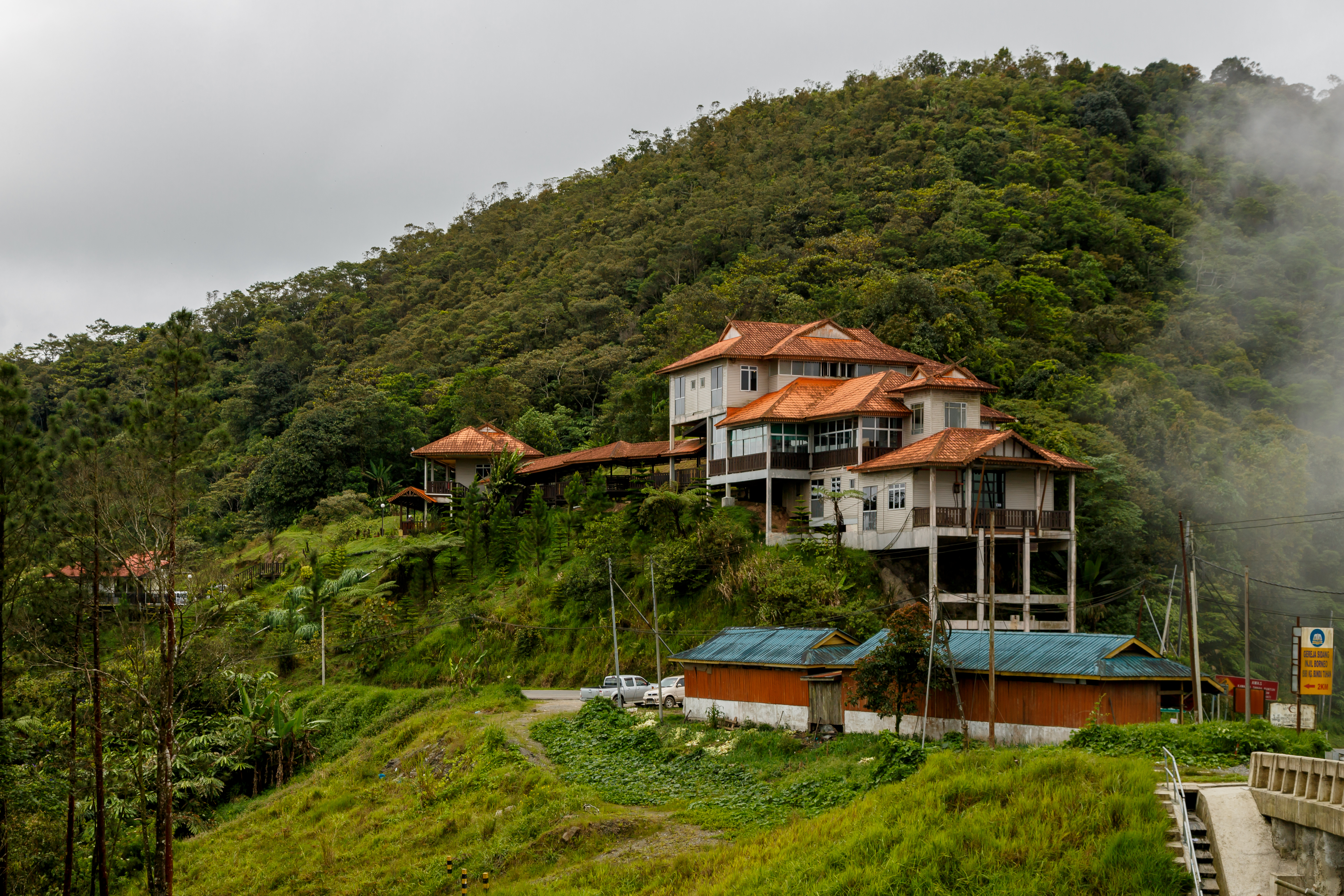 Tinompok Sabah Puncak-Borneo-Resort-04