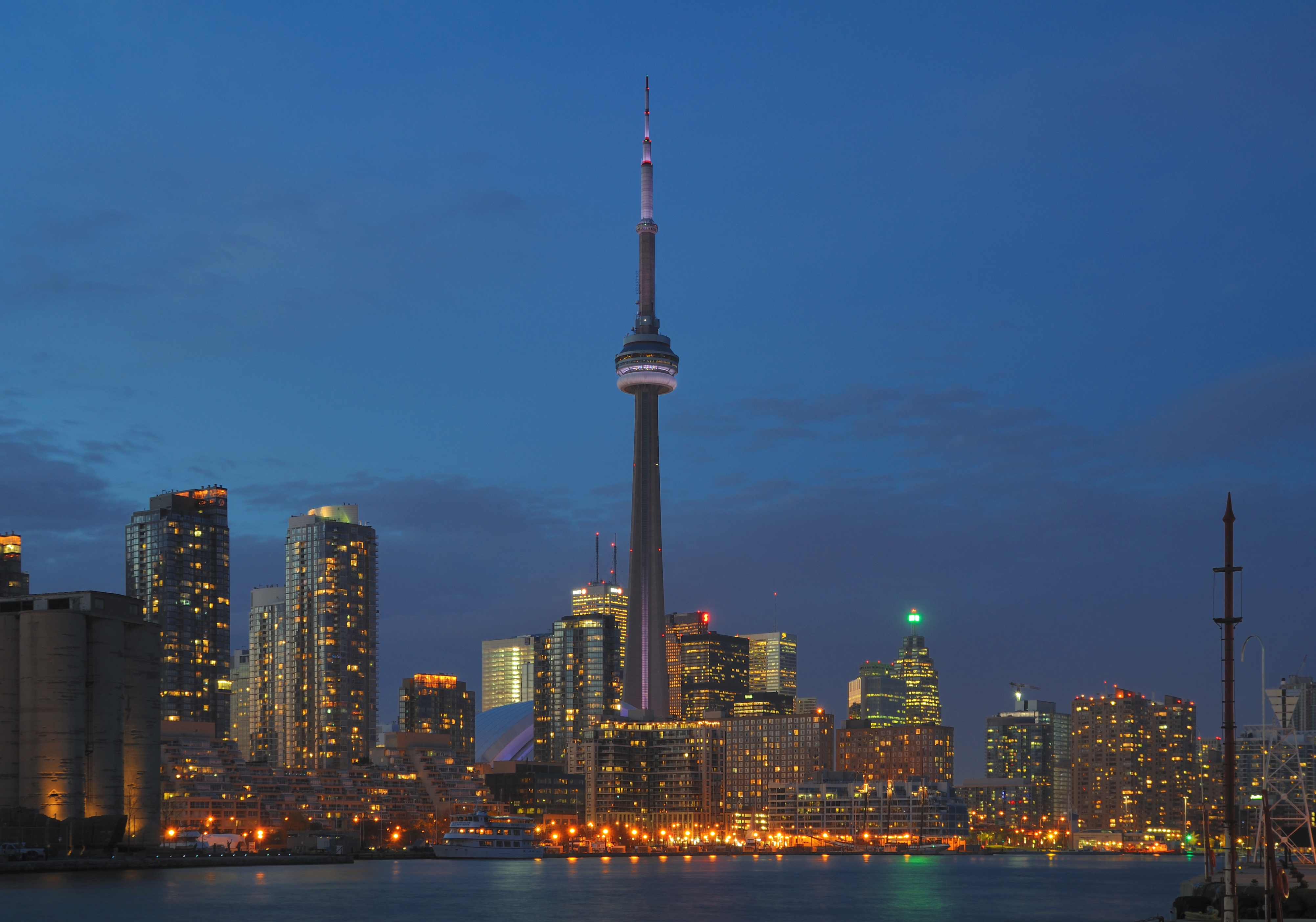 Toronto - ON - Skyline bei Nacht