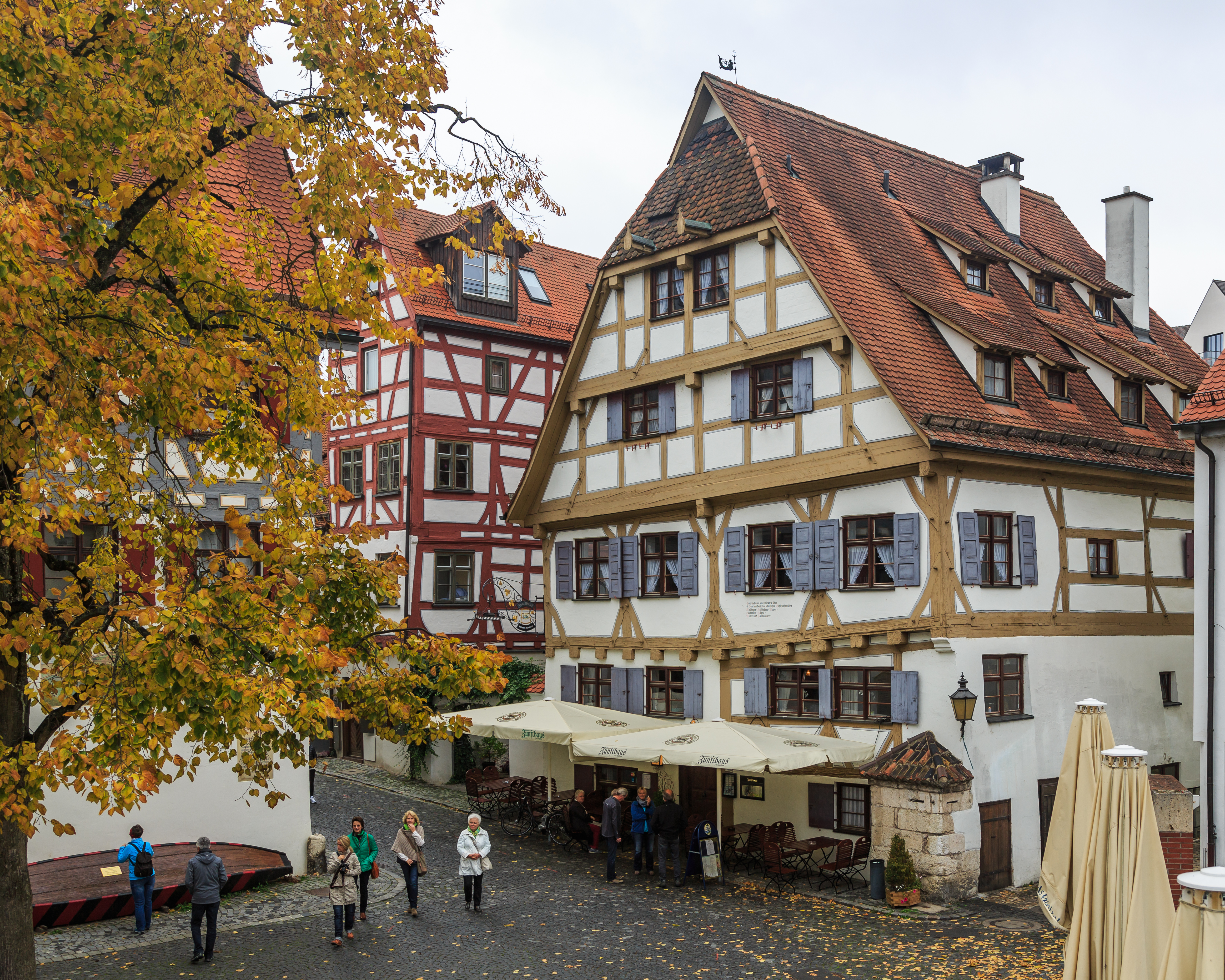 Ulm Germany Shipmens-Guildhouse-01