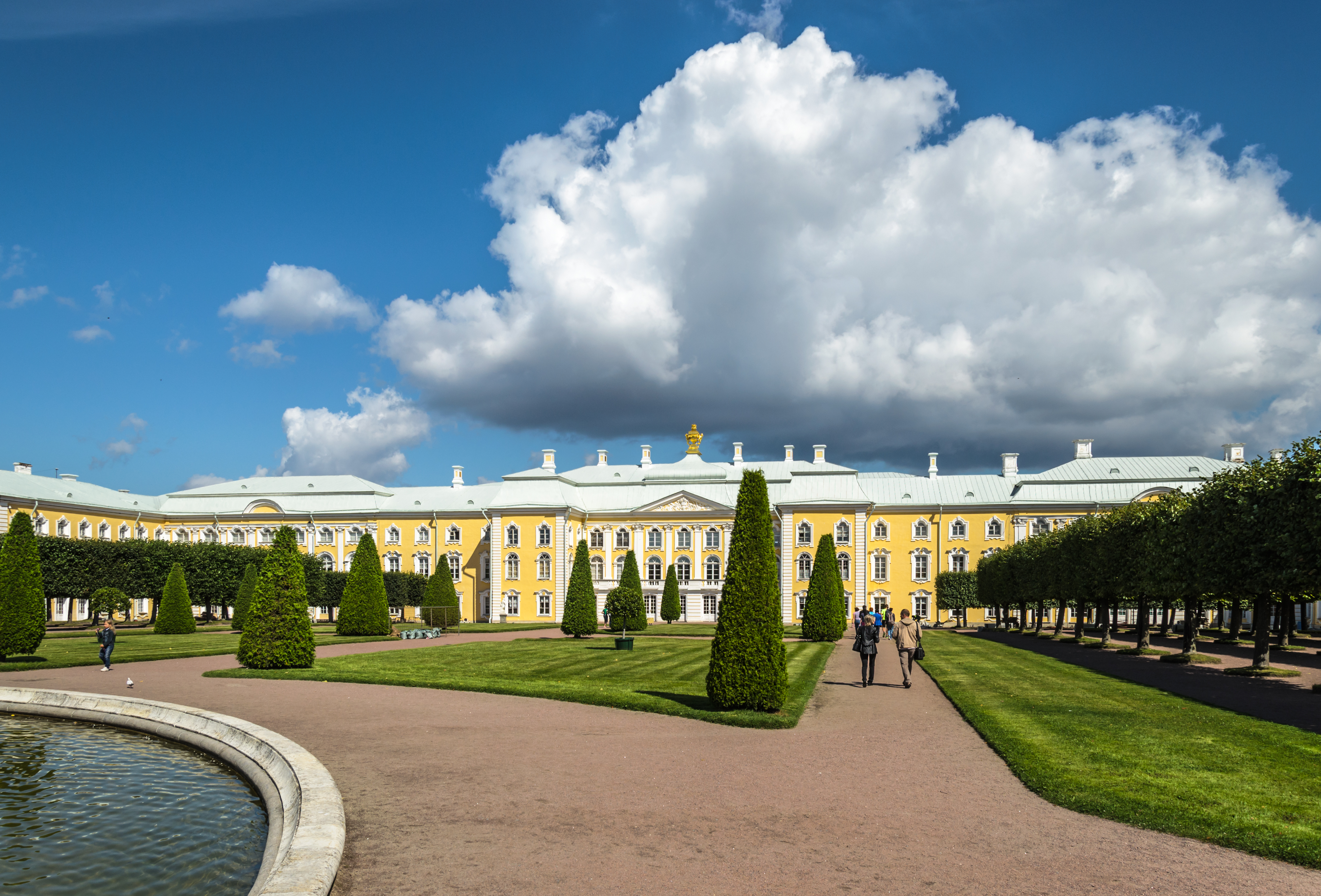Upper Garden of Peterhof 01