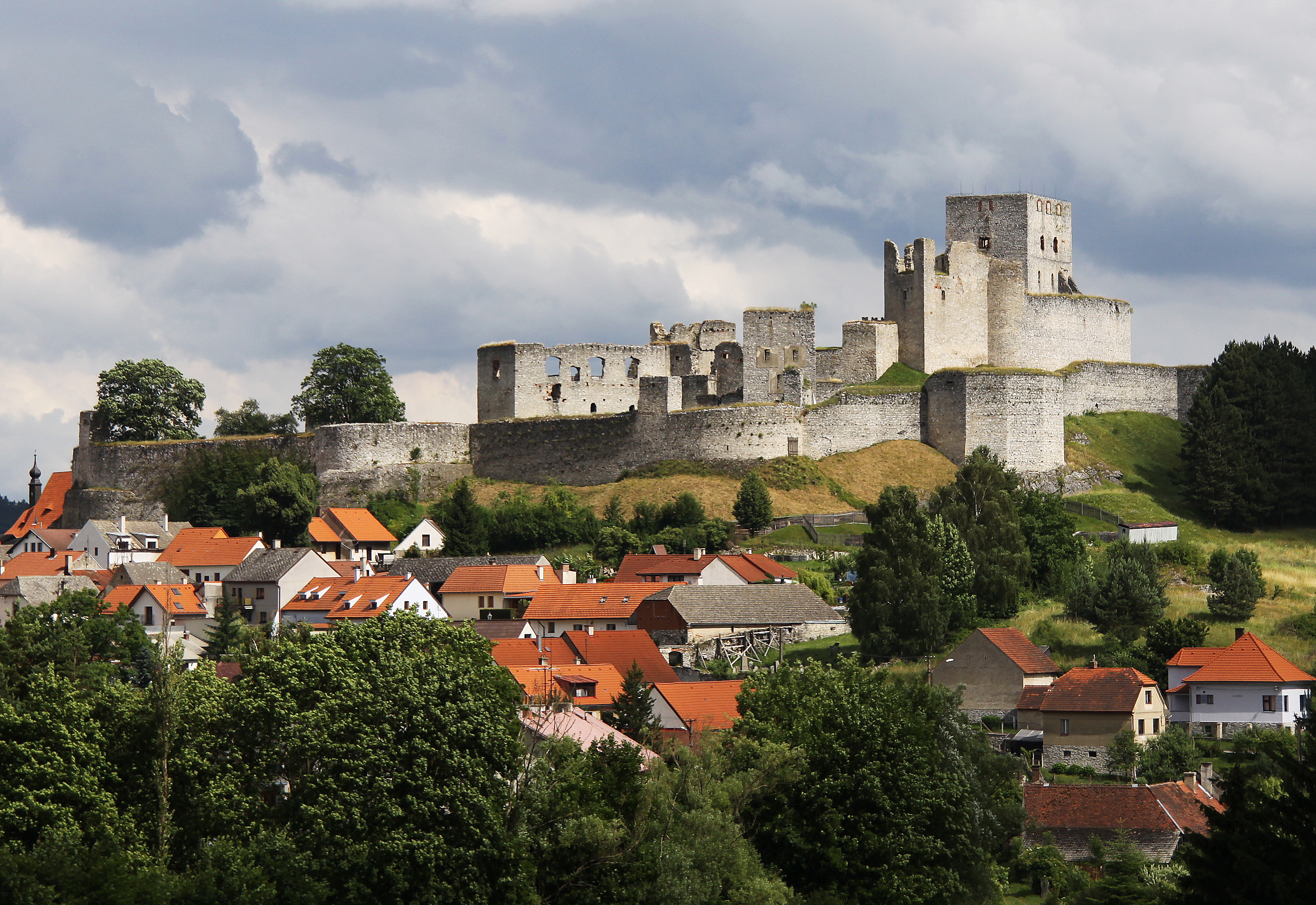 View of the Rabí Castle (4)