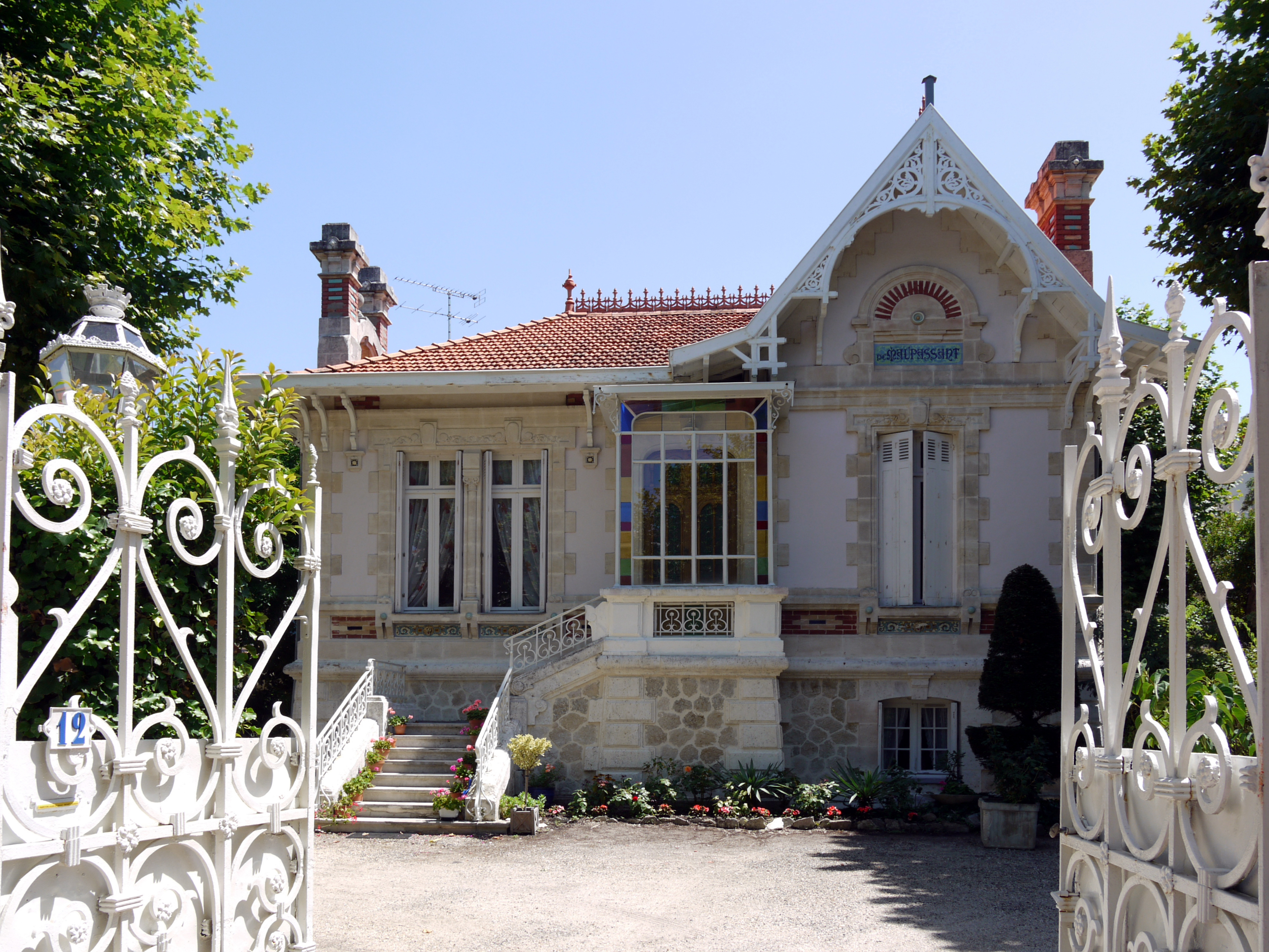 Villa arcachonnaise P1050162