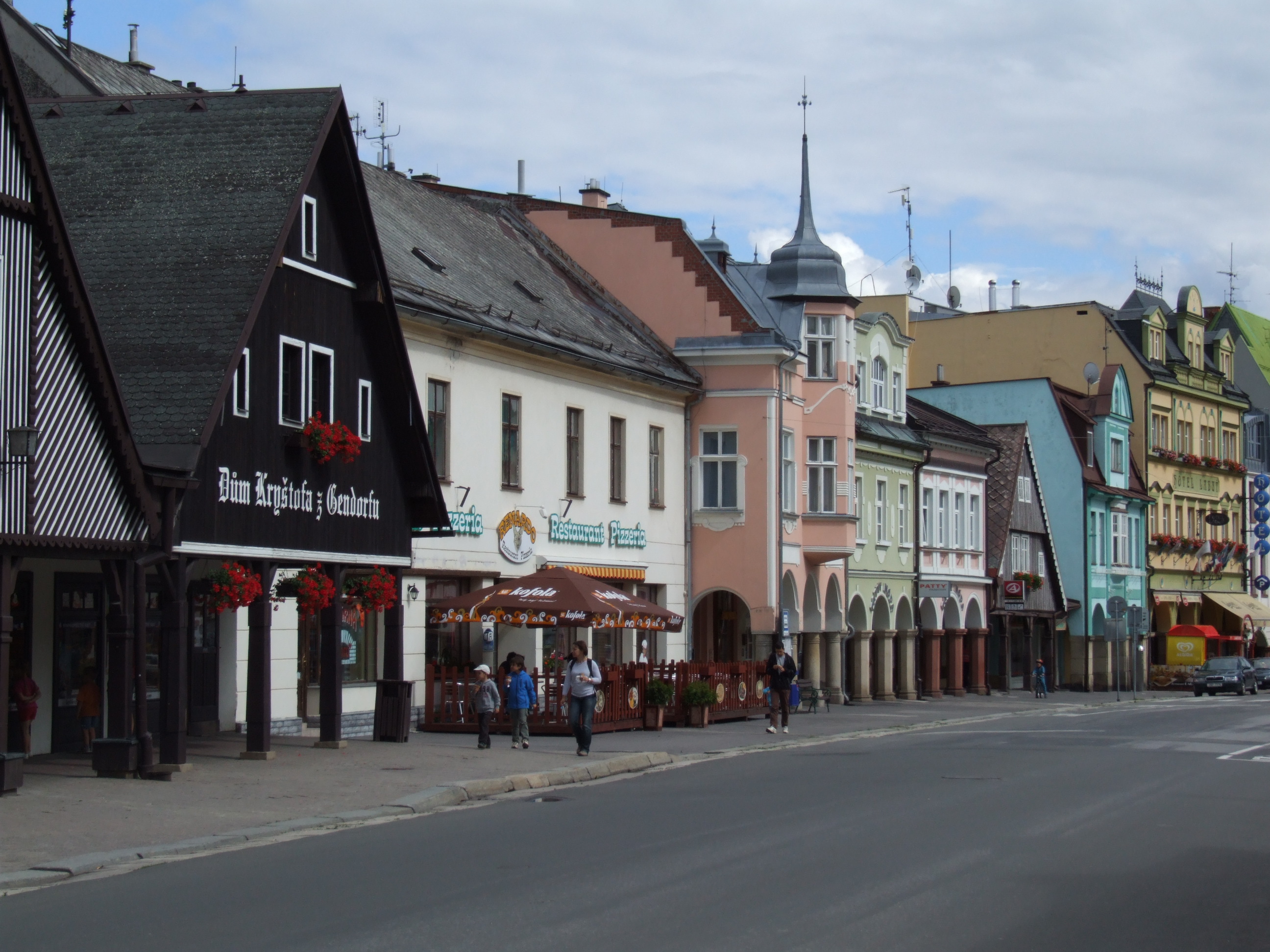 Vrchlabí - ulice Krkonošská (2)