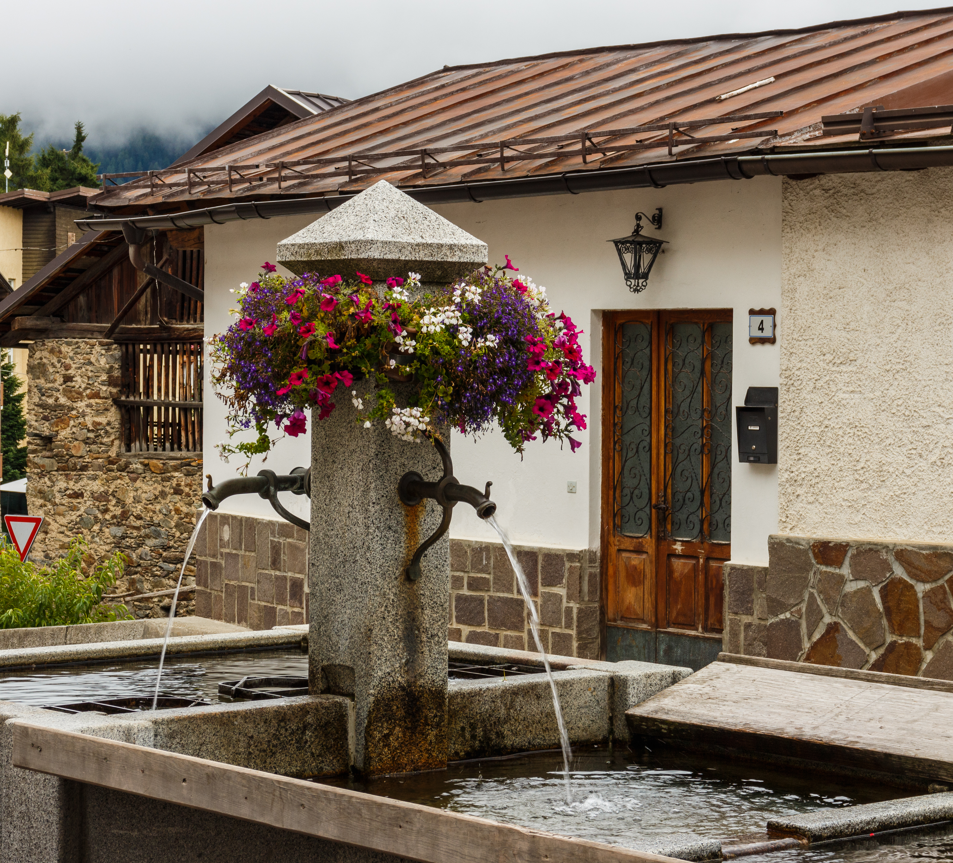 Waterelement in Peio Paese 01