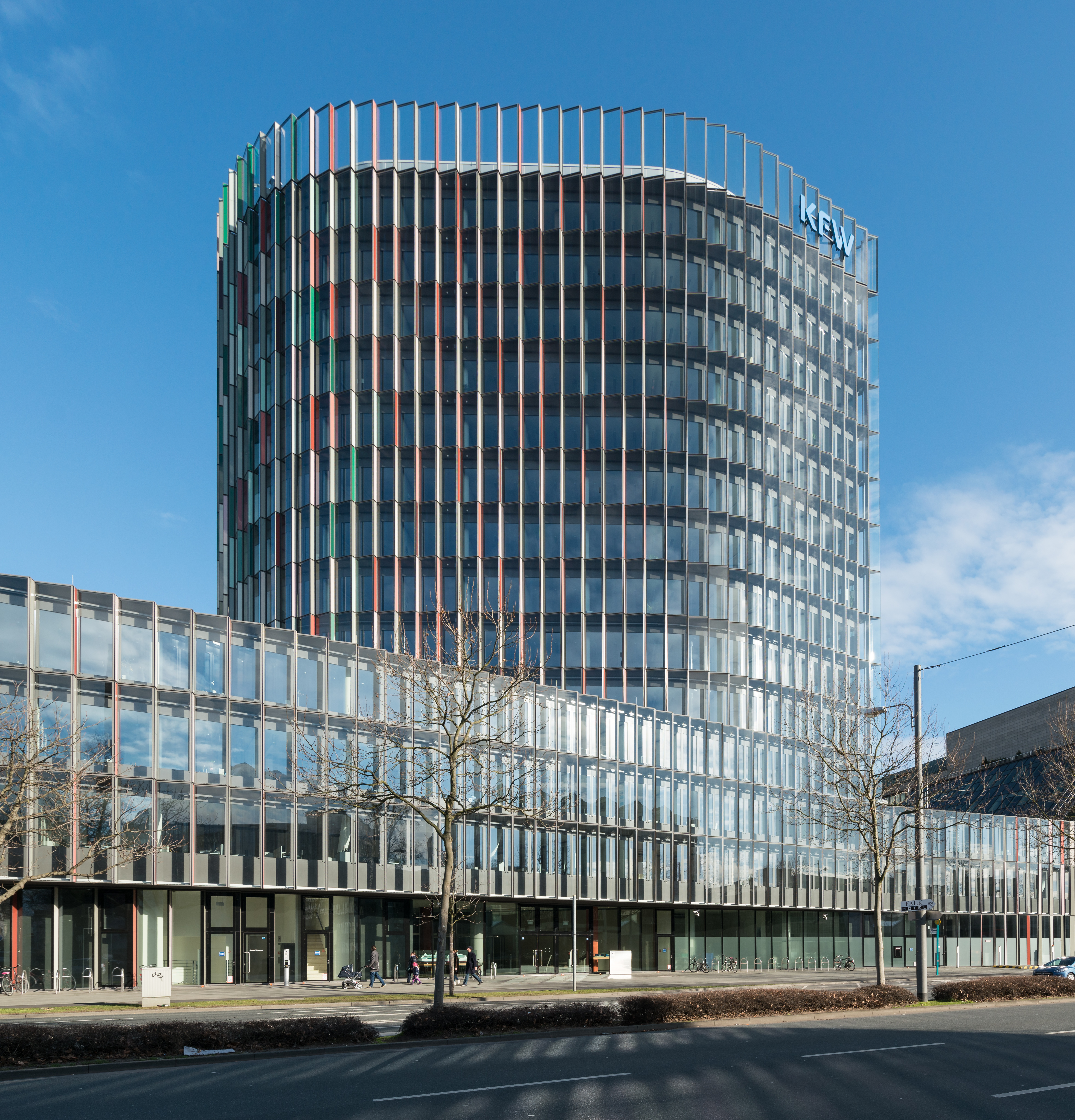 Westarkade highrise, Frankfurt, Northwest view 20170226 1