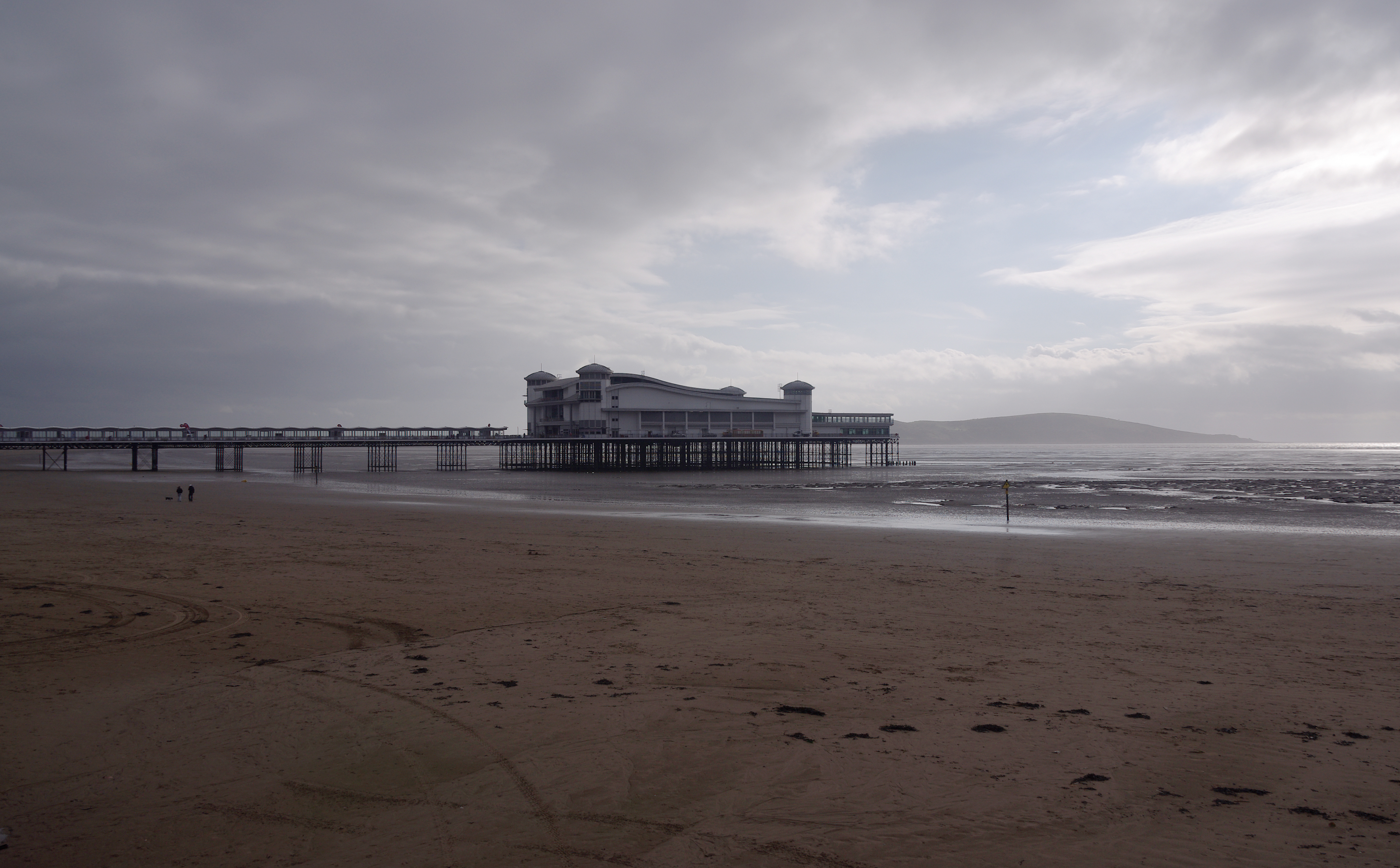 Weston-super-Mare MMB 69 Grand Pier