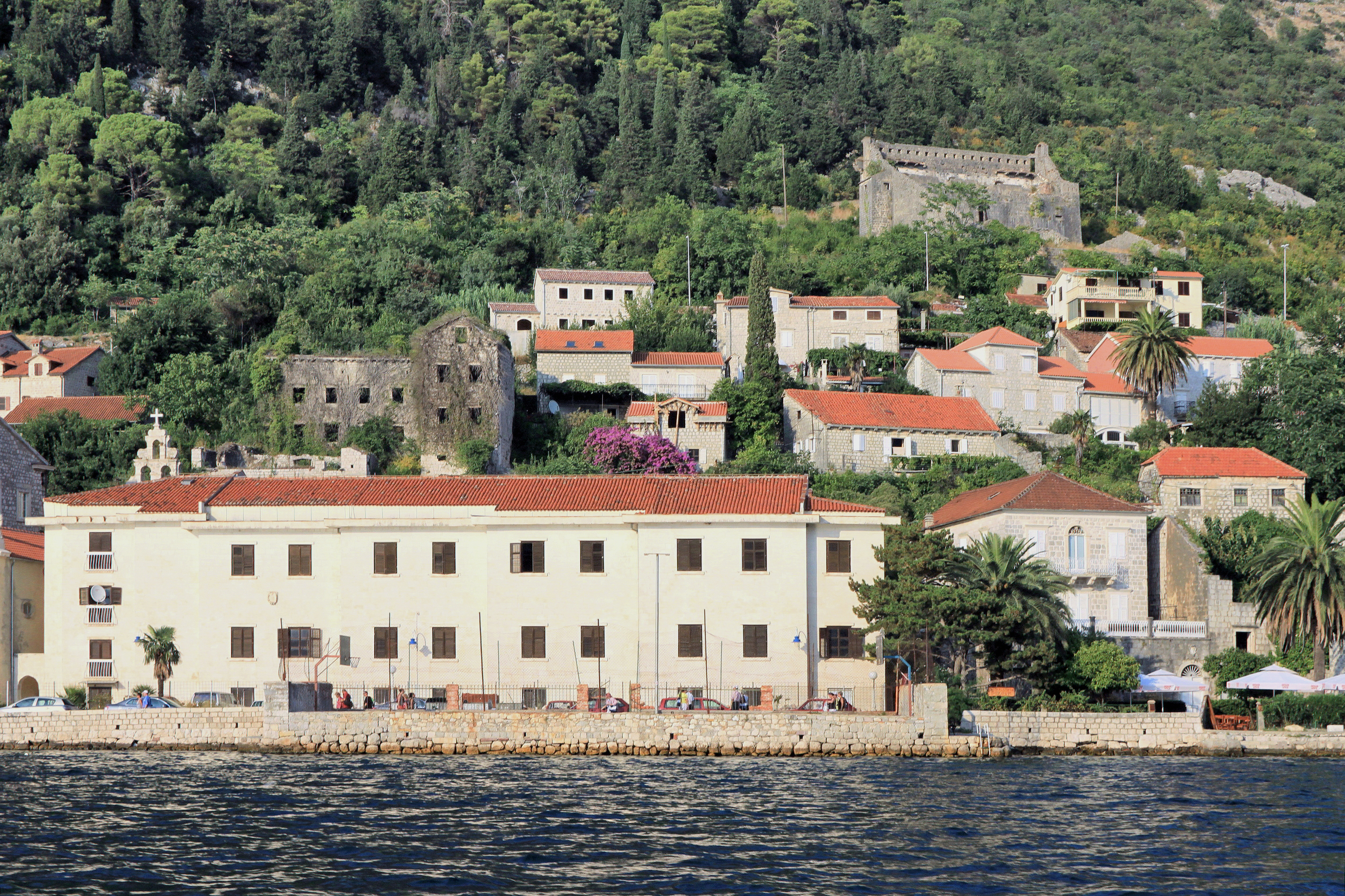 Widok na Perast od strony morza 07