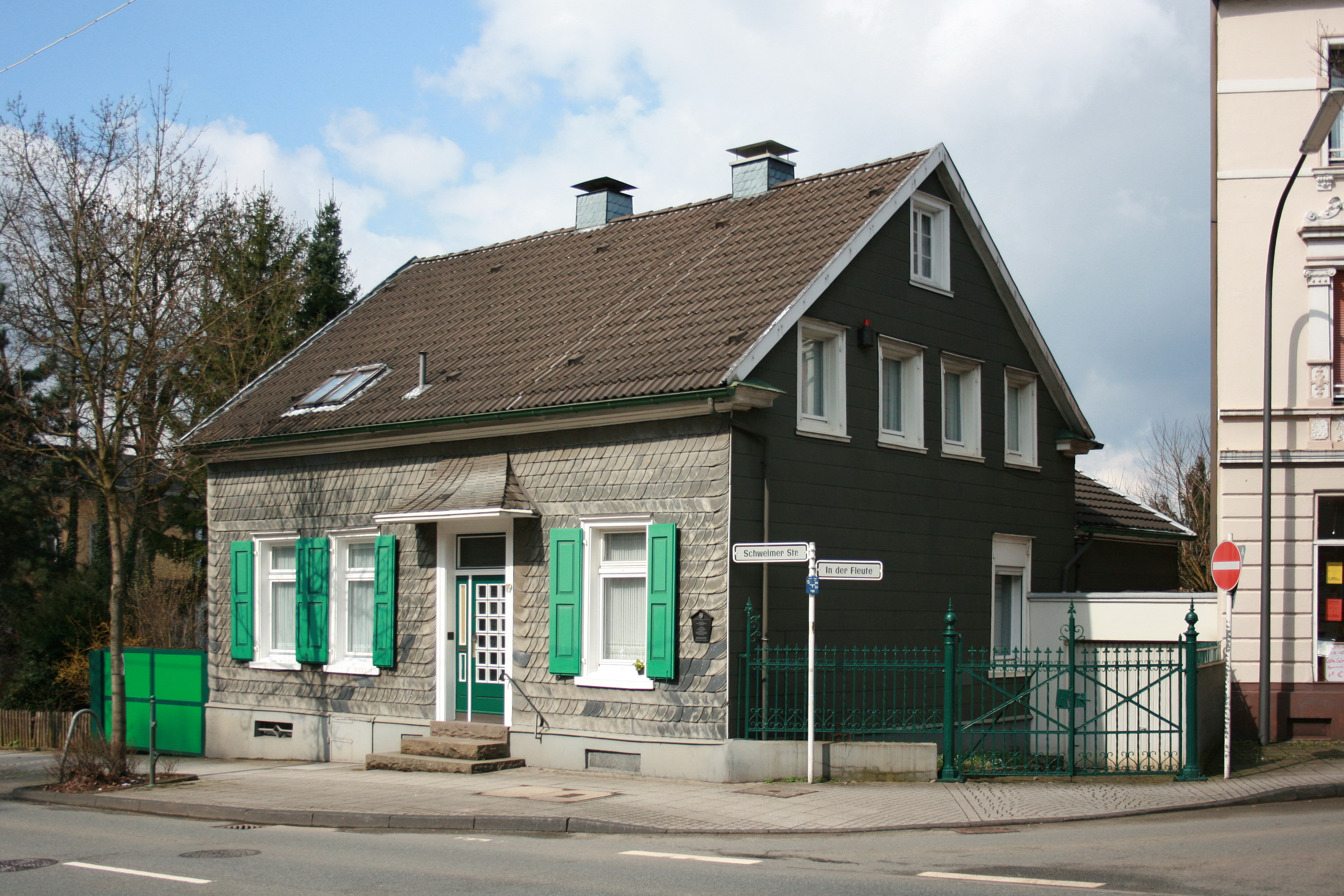 Wuppertal Langerfeld - Schwelmer Straße 19 03