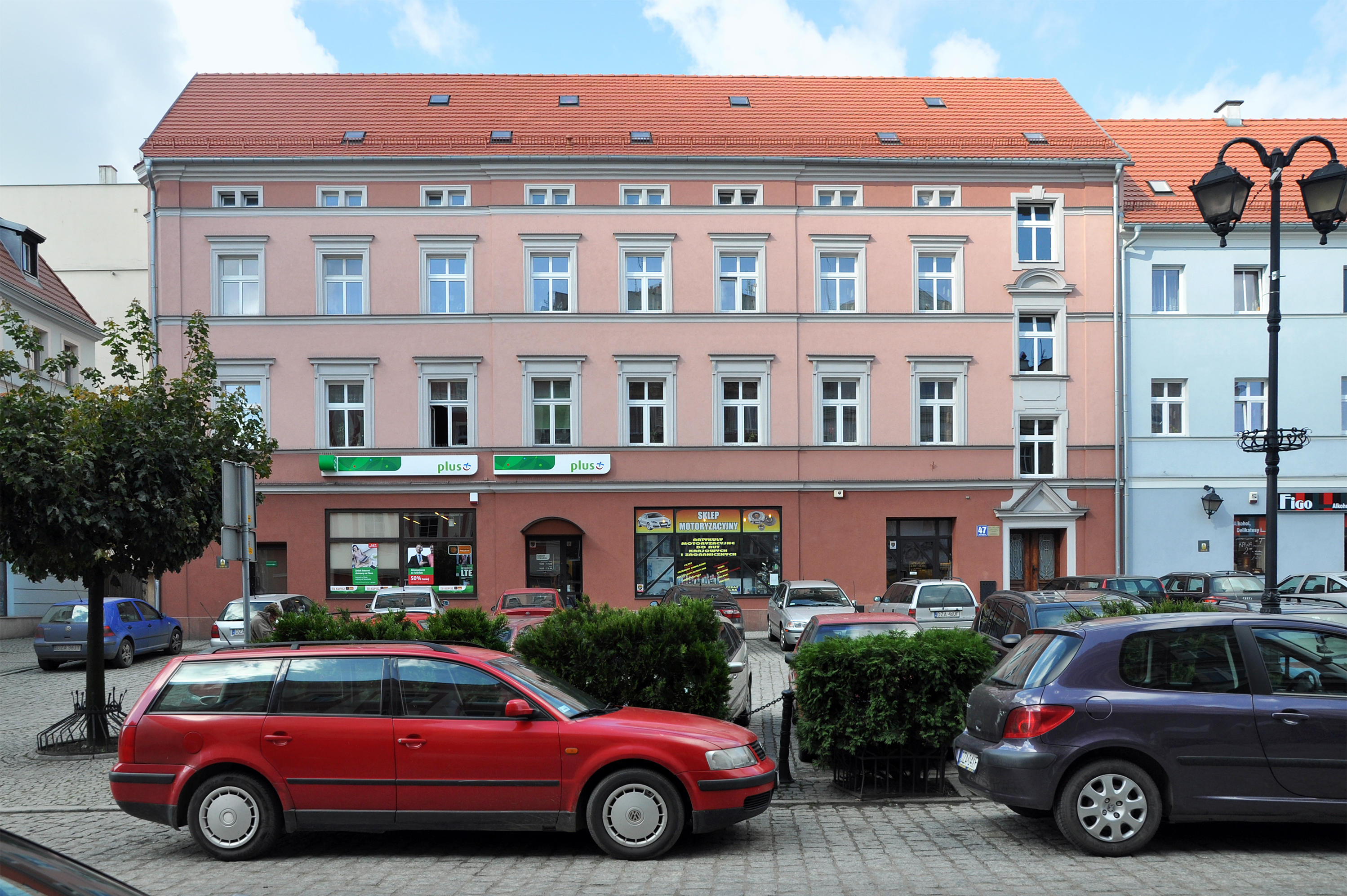Ząbkowice Śląskie, Rynek 47, 02