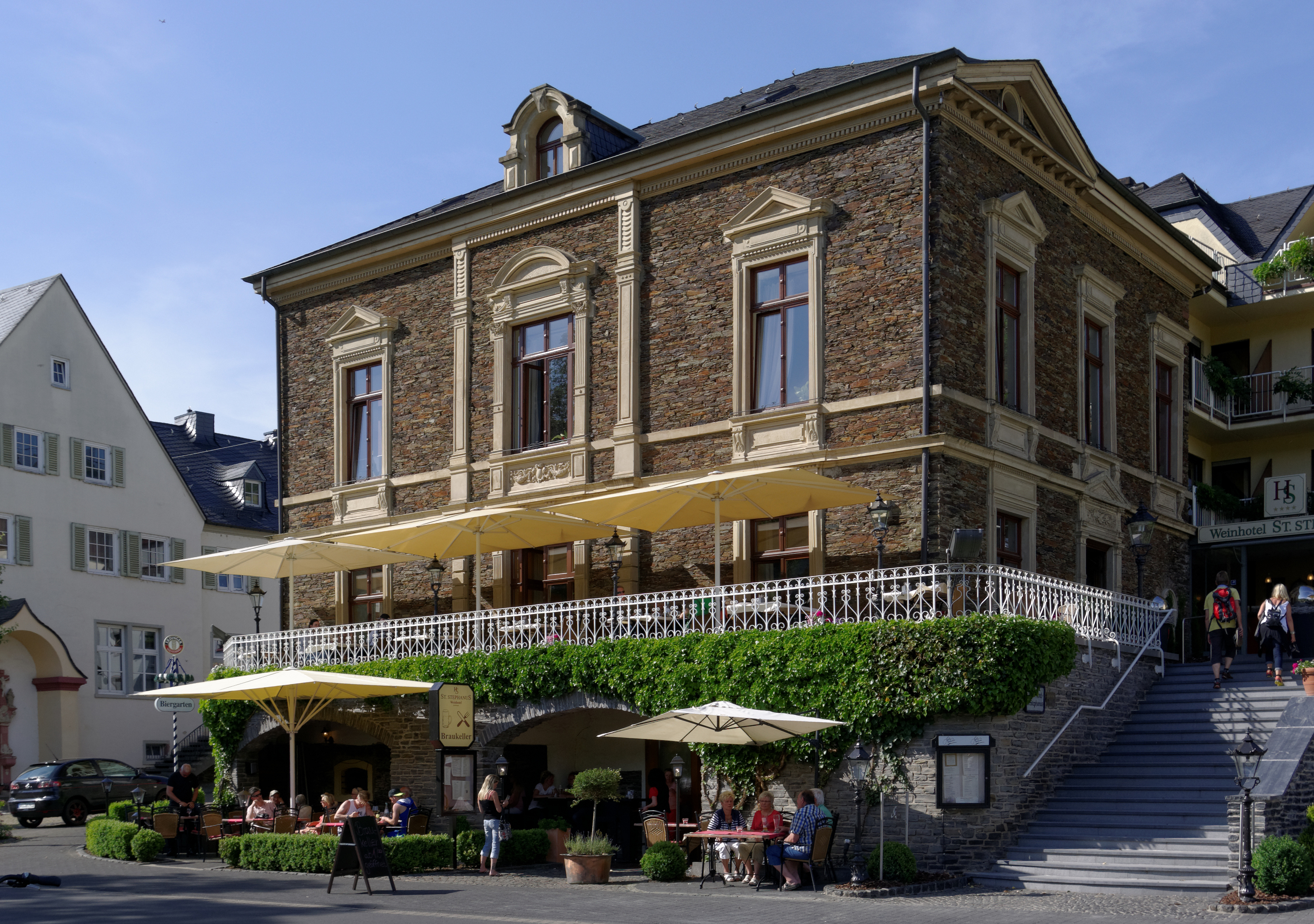 Zeltingen-Rachtig Uferallee 9 BW 2015-06-07 17-17-37