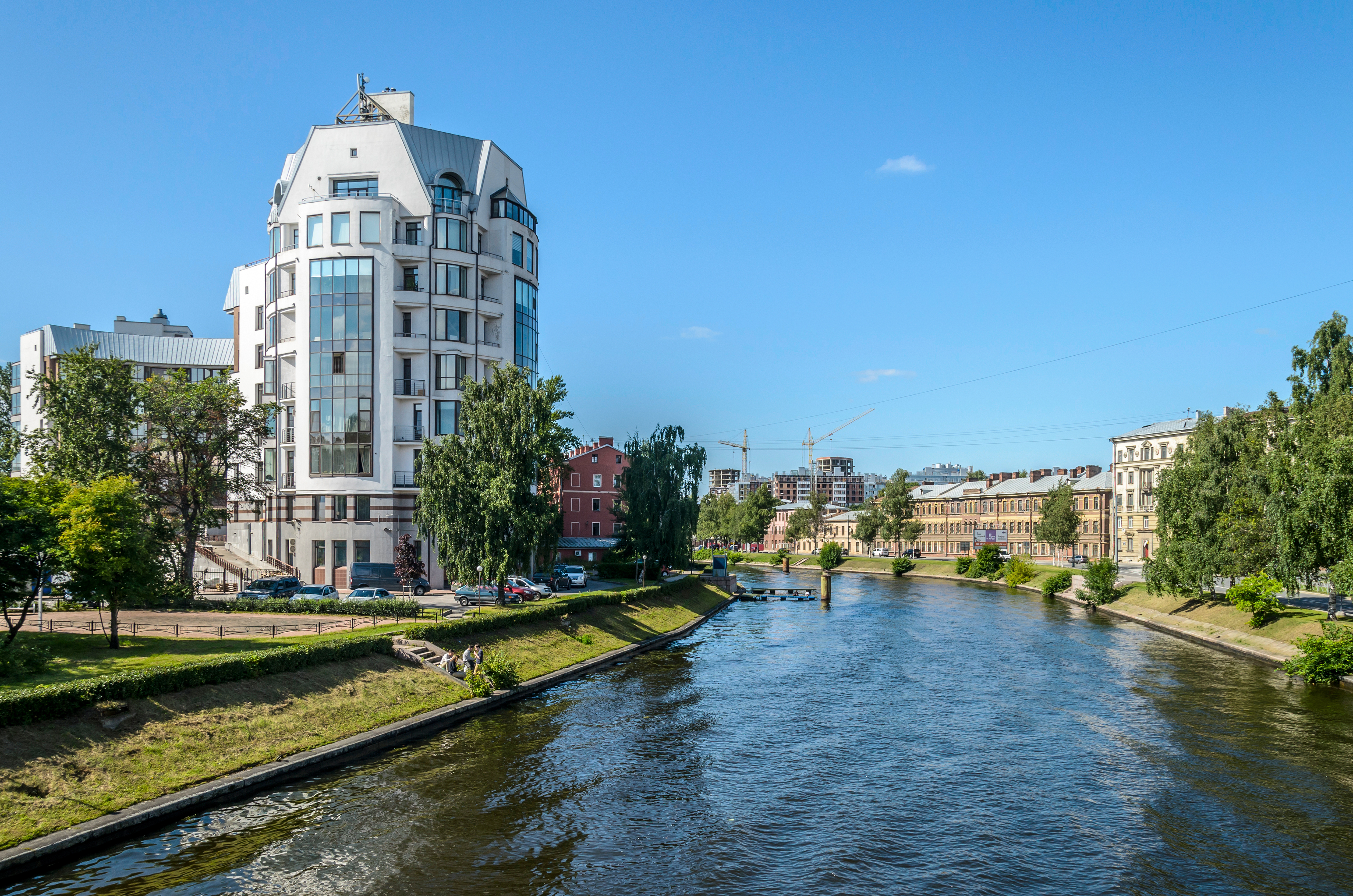Zhdanovka River SPB 01
