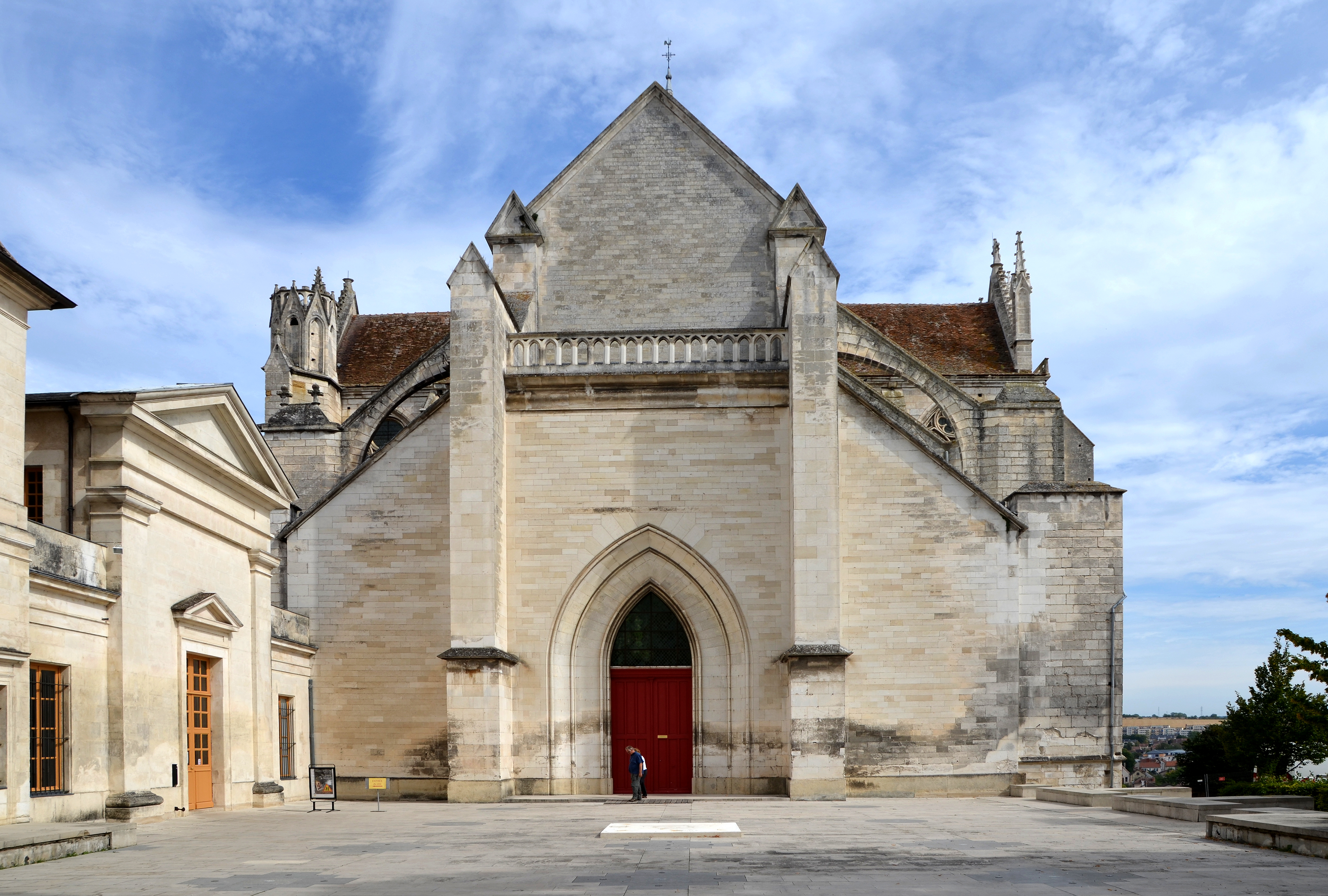 2012--DSC 0500-Eglise-abbatiale-abbaye-de-St-Germain-a-Auxerre-
