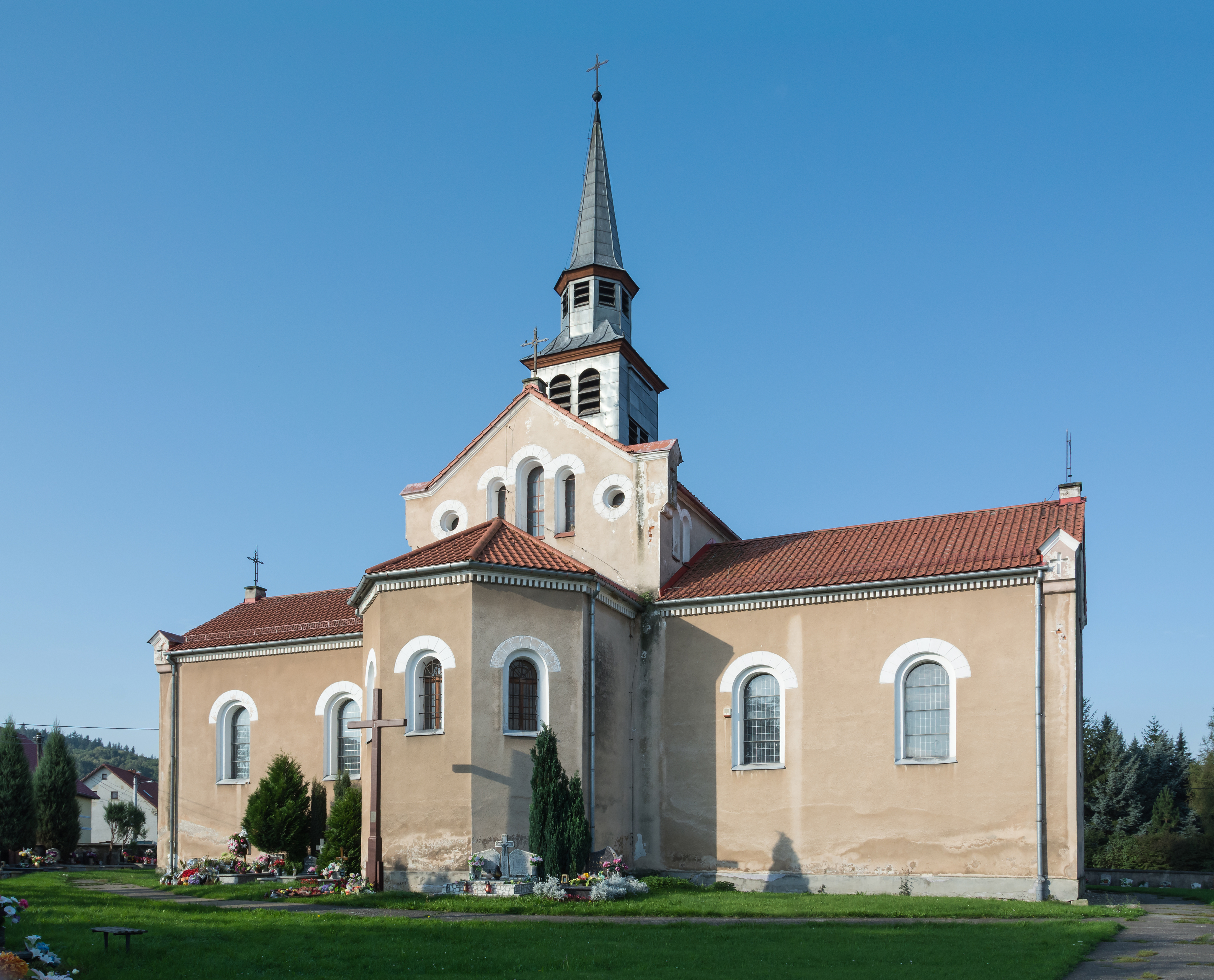 2014 Kościół św. Katarzyny w Ożarach, 01