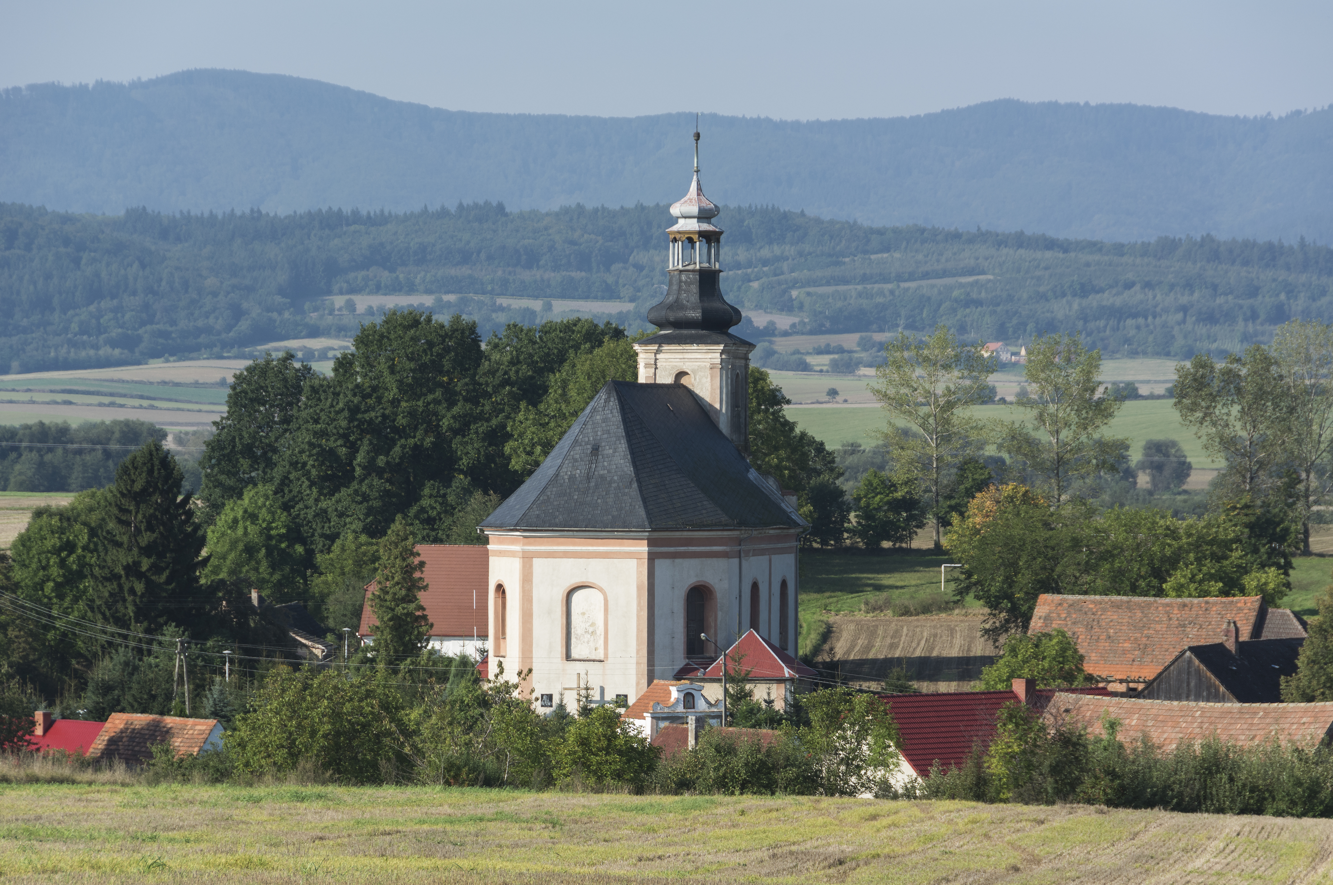 2014 Kościół św. Maternusa w Sosnowej, 04