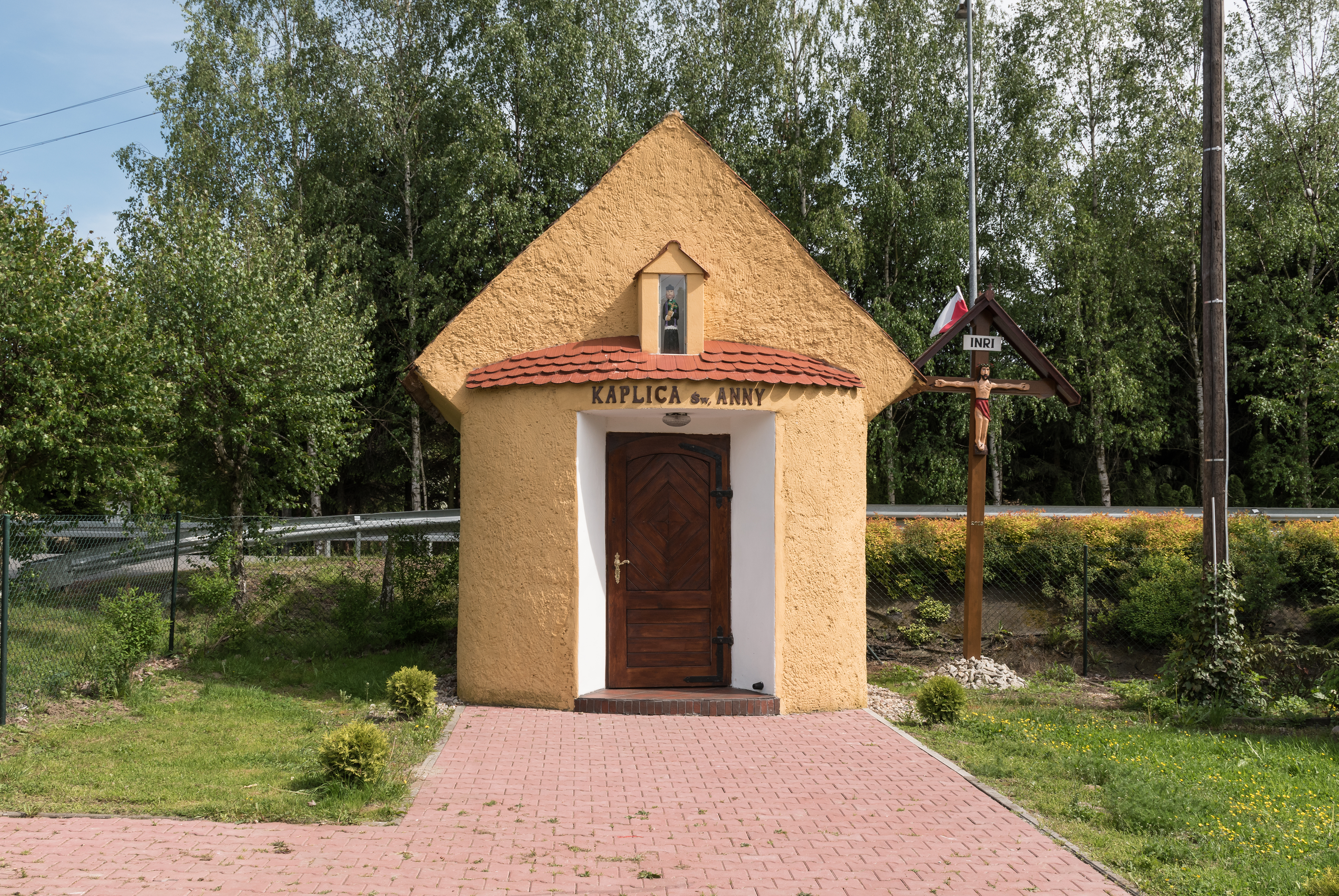 2016 Kaplica św. Anny w Ławicy 01