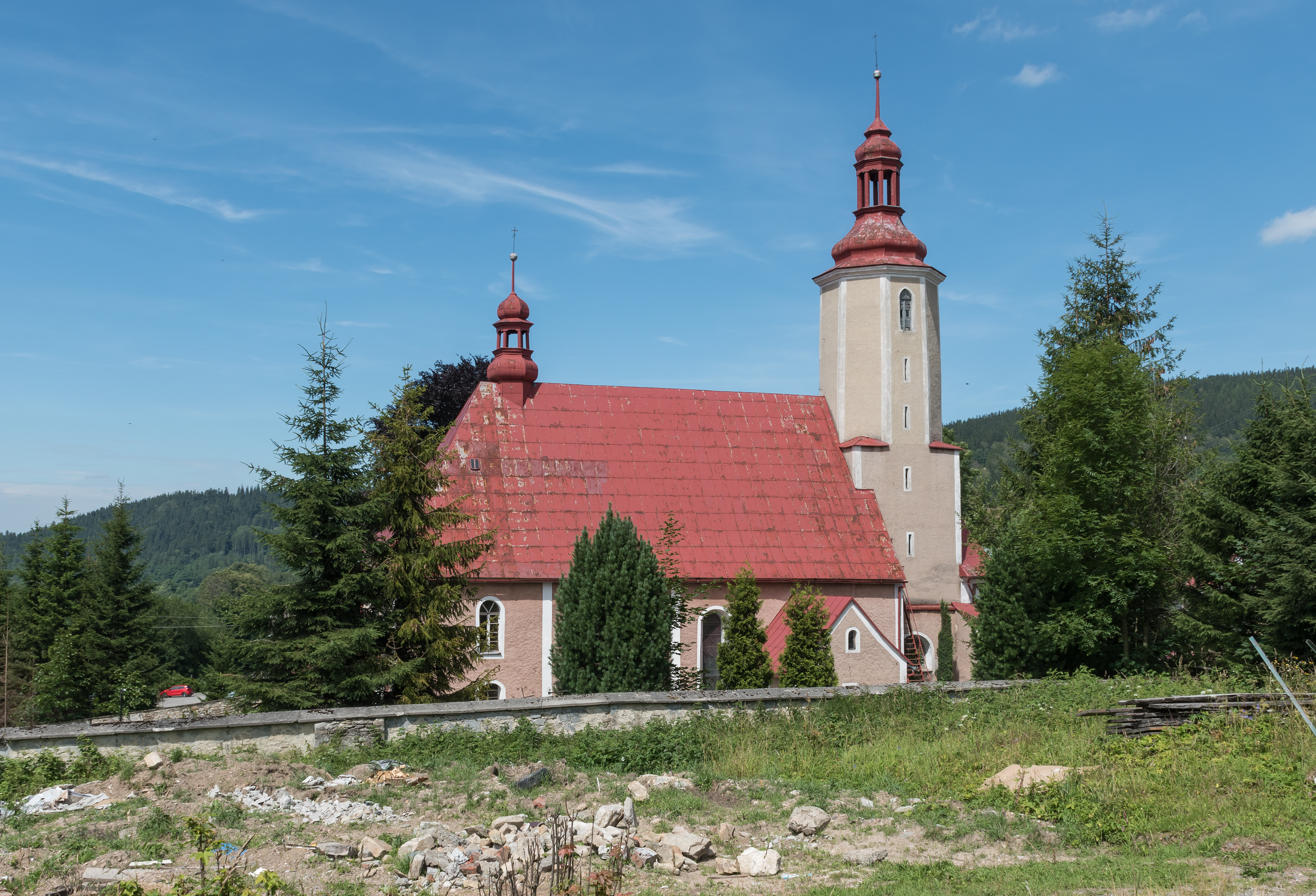 2016 Kościół św. Józefa w Bolesławowie 01