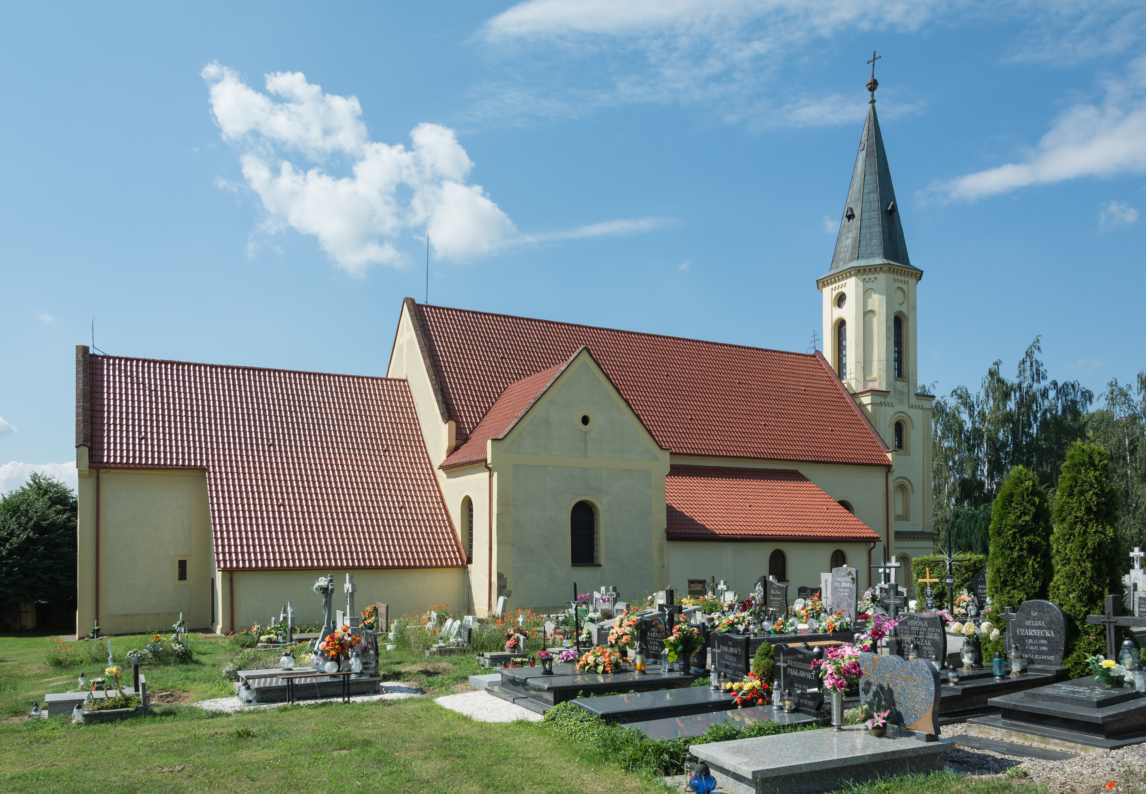 2016 Kościół św. Jana Ewangelisty w Niedźwiedniku 11