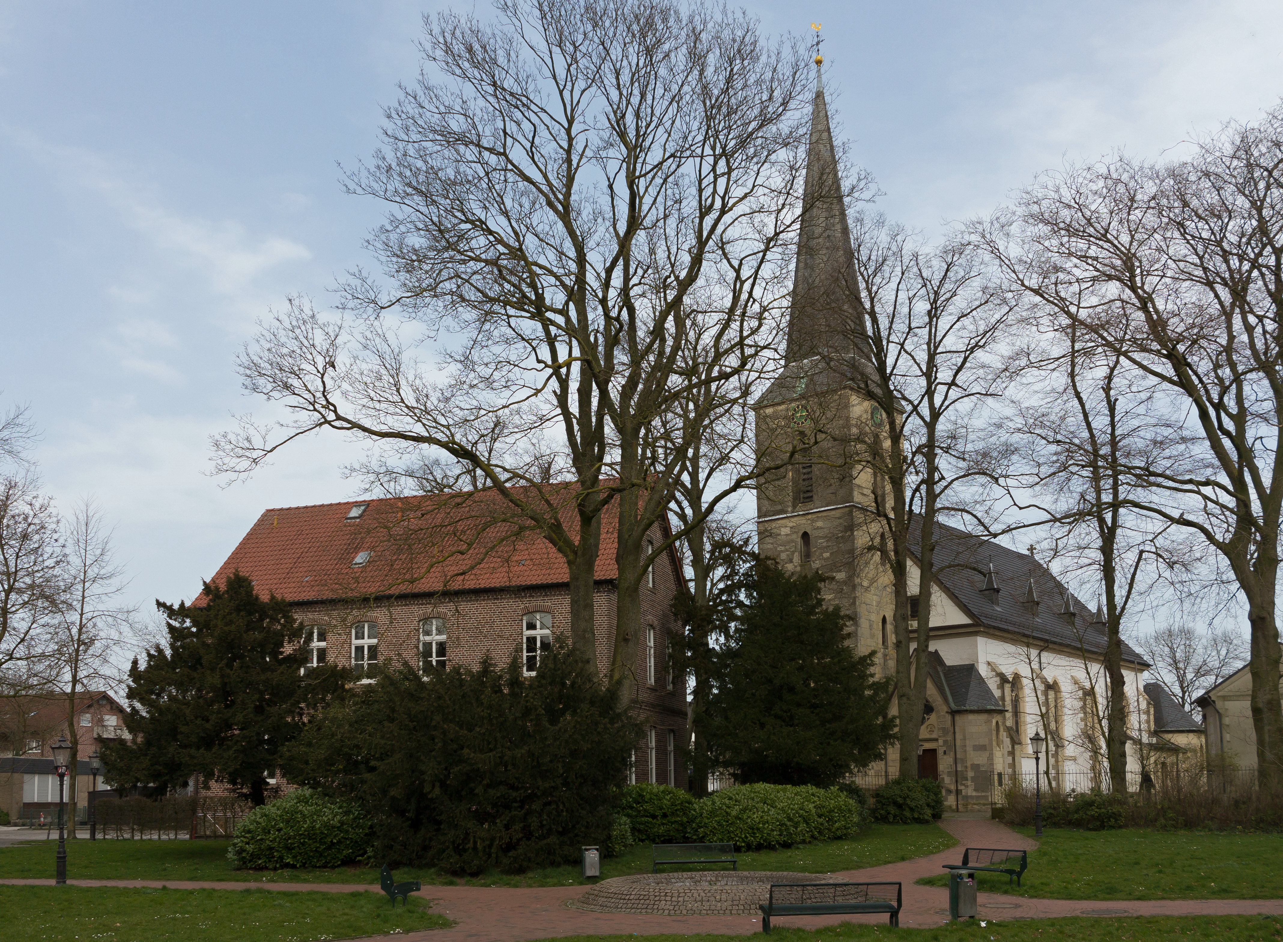 Appelhülsen, Katholische Pfarrkirche Sankt Maria Himmelfahrt DmA029 foto9 2016-04-02 14.57