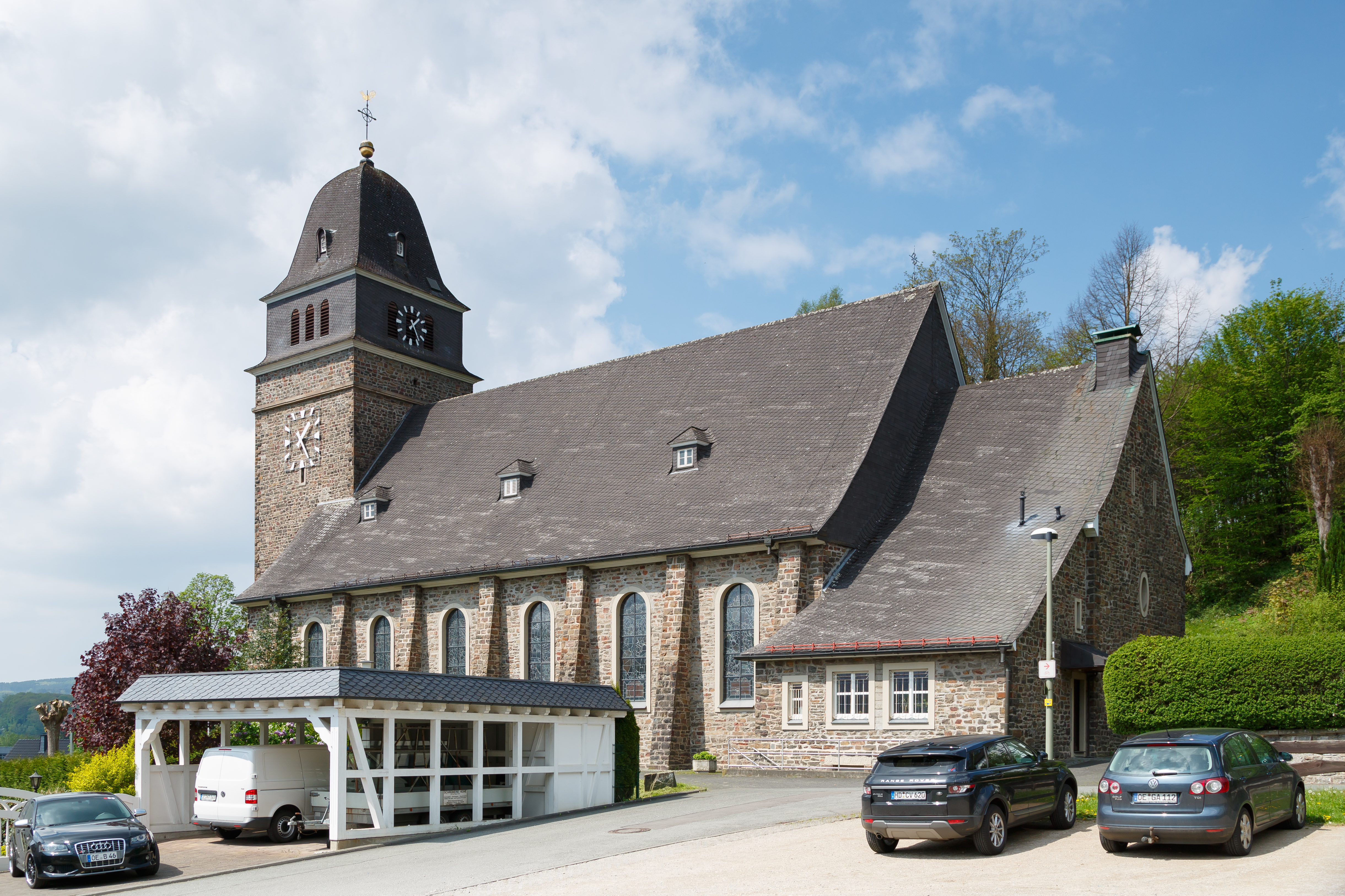 Bamenohl Germany Catholic-Church-St-Joseph-01