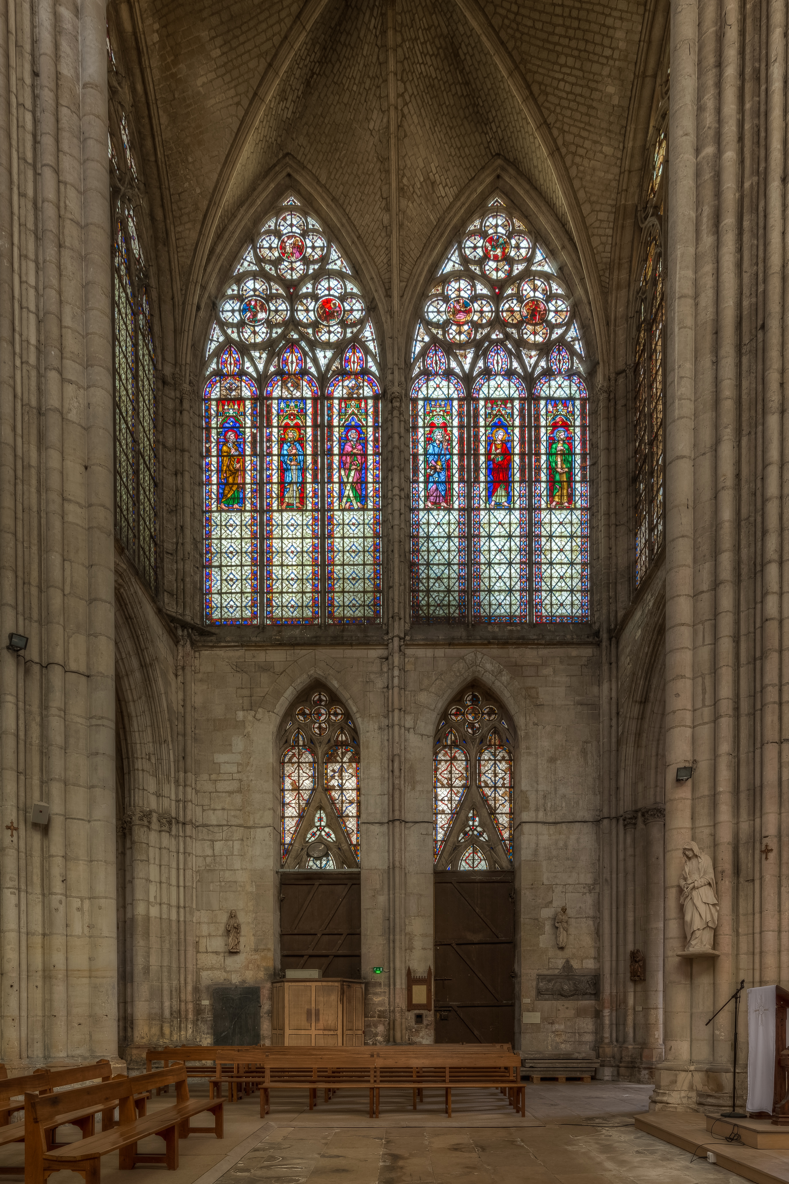 Basilique Saint-Urbain de Troyes, Interior, North-West 140509 3