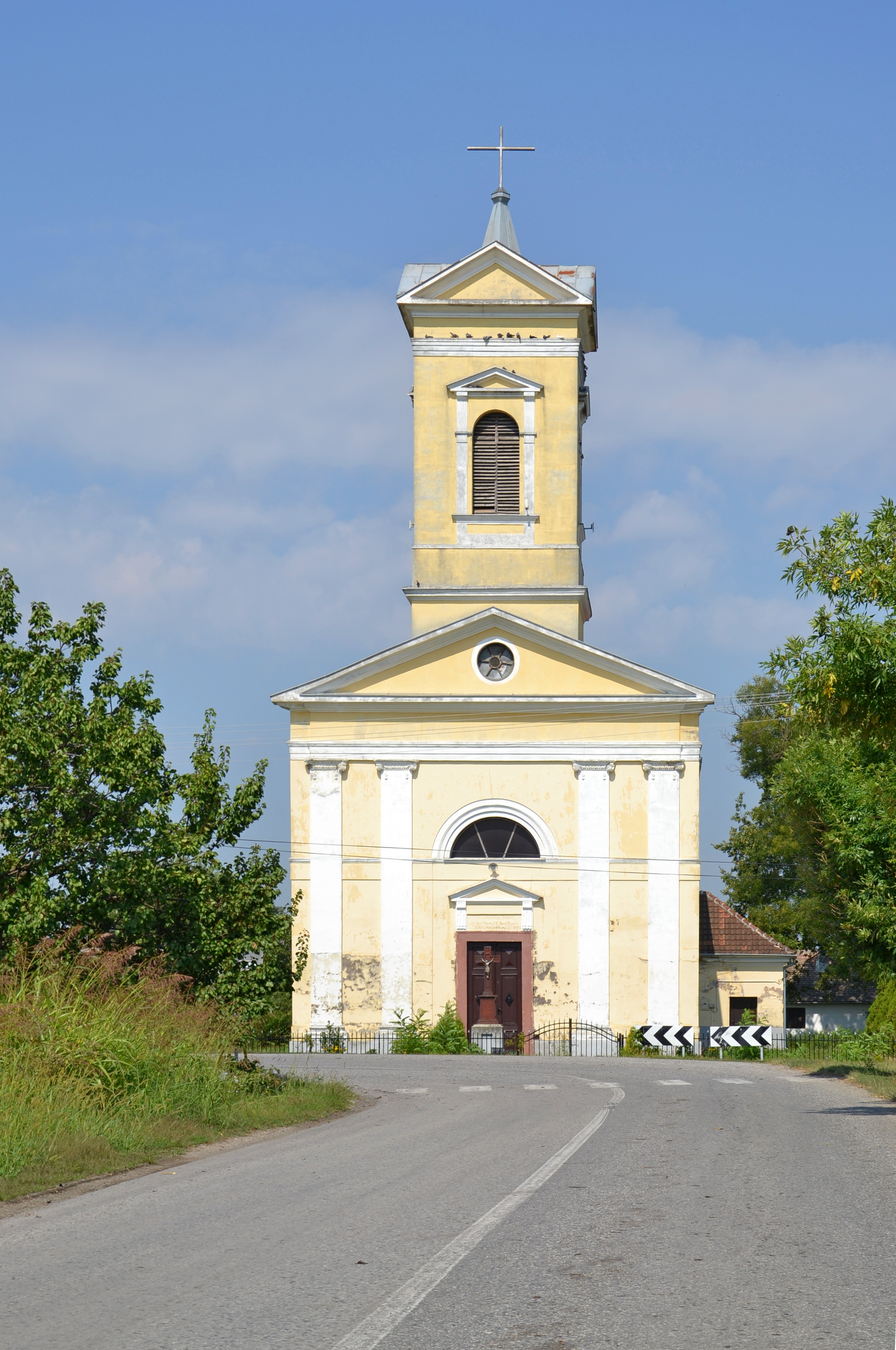 Boka (Bóka) - catholic church