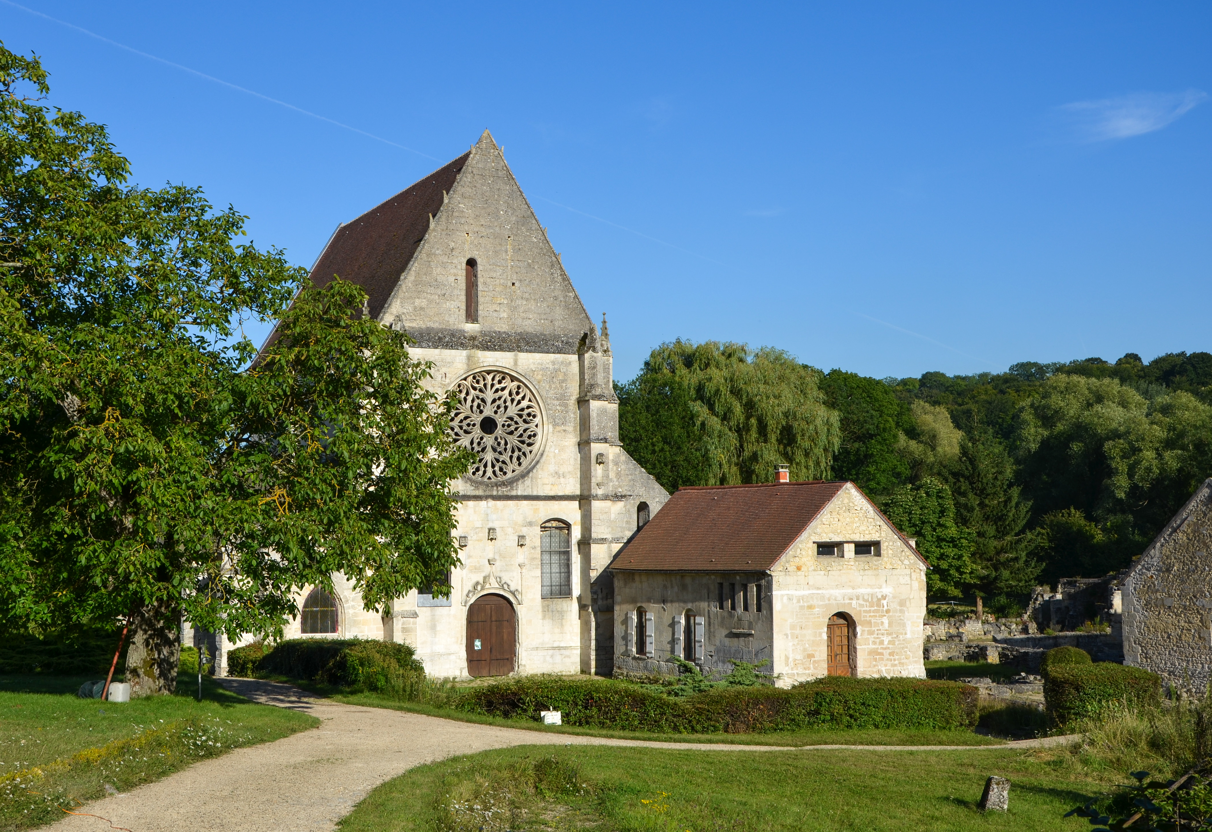 Bonneuil-en-Valois 2012 DSC 0335 Abbaye-Notre-Dame-de-Lieu-Restauré