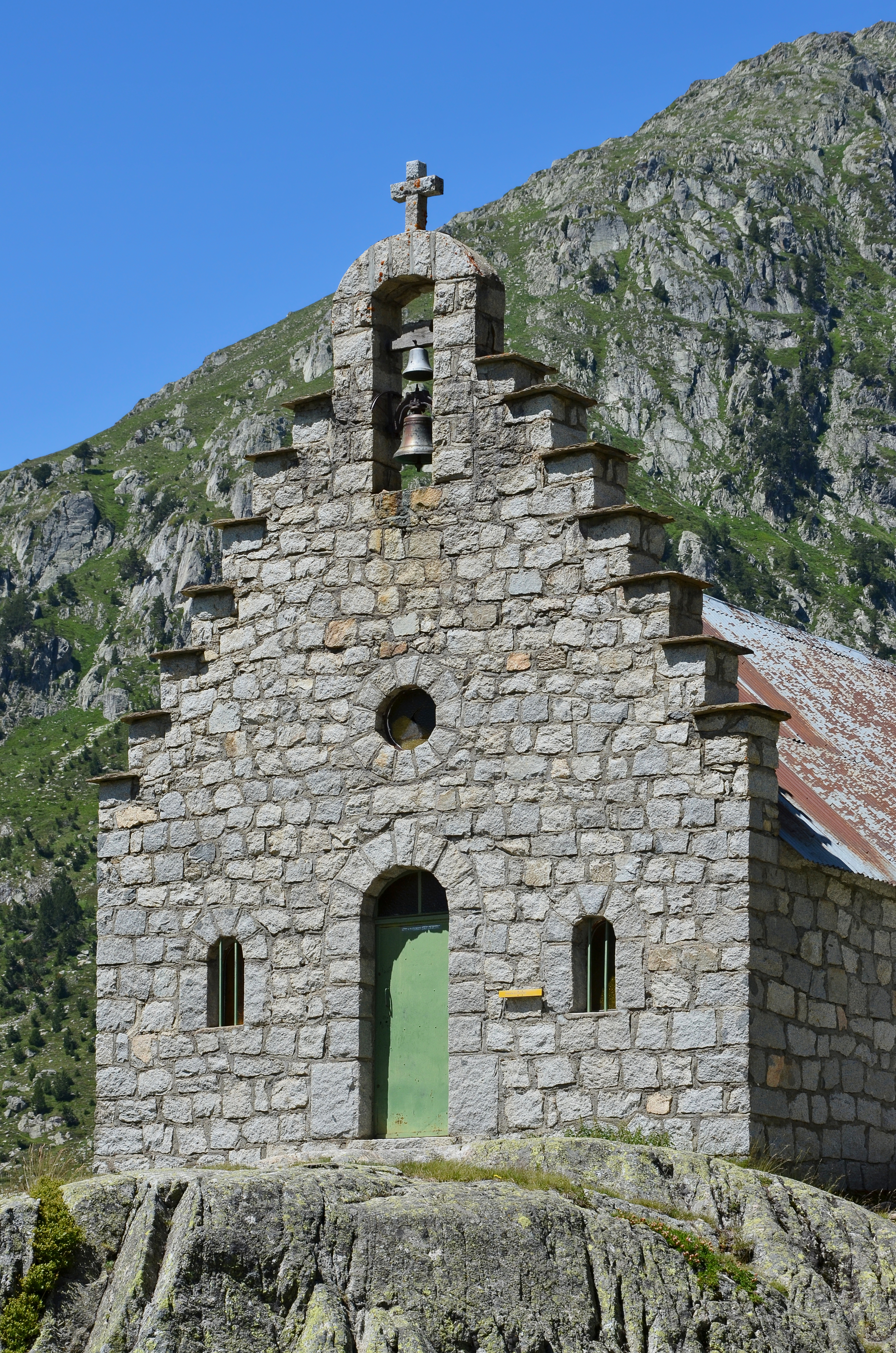 Cauterets 65 Chapelle du Marcadau façade 2014