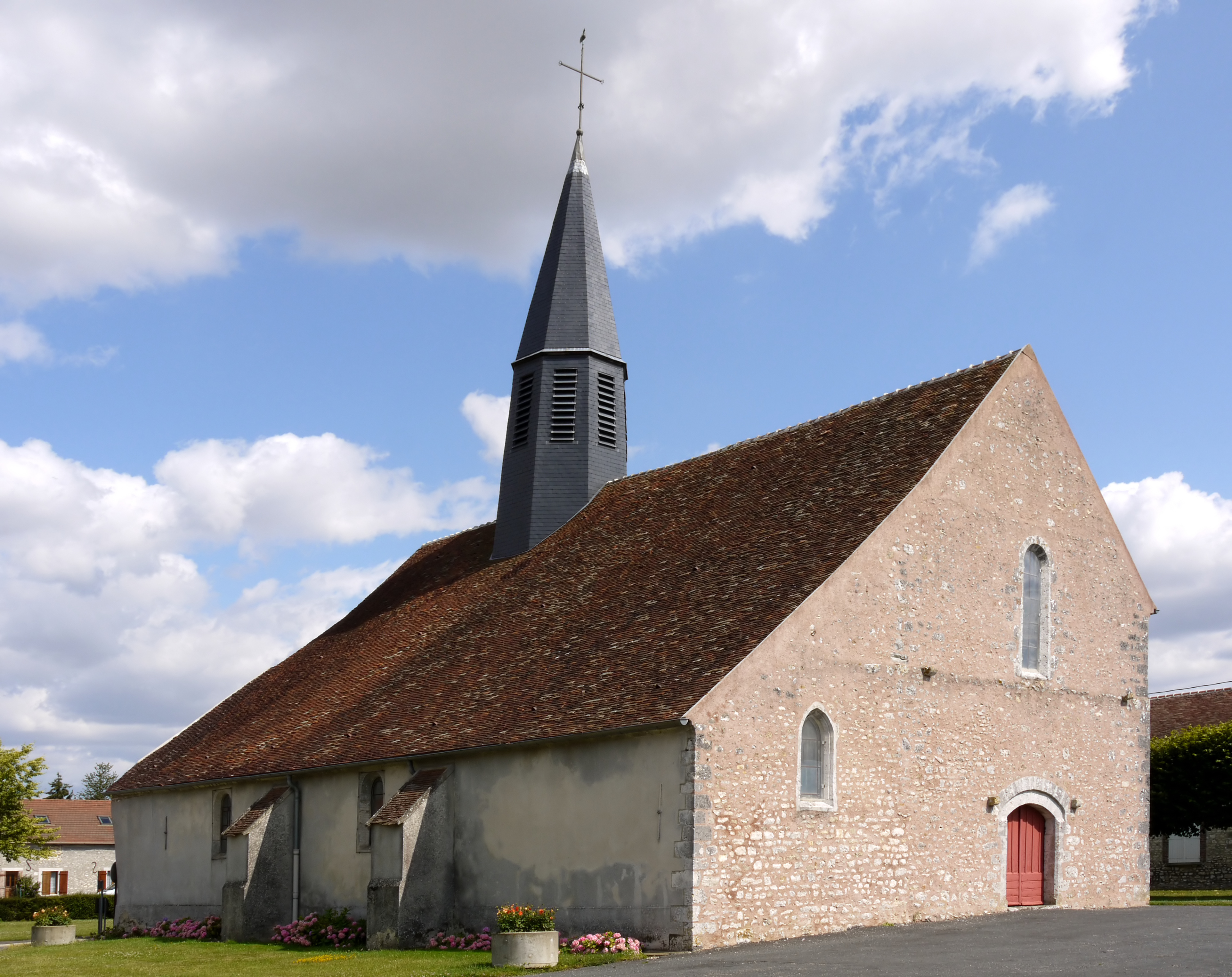 Eglise-de-Saint-Hilliers-P1