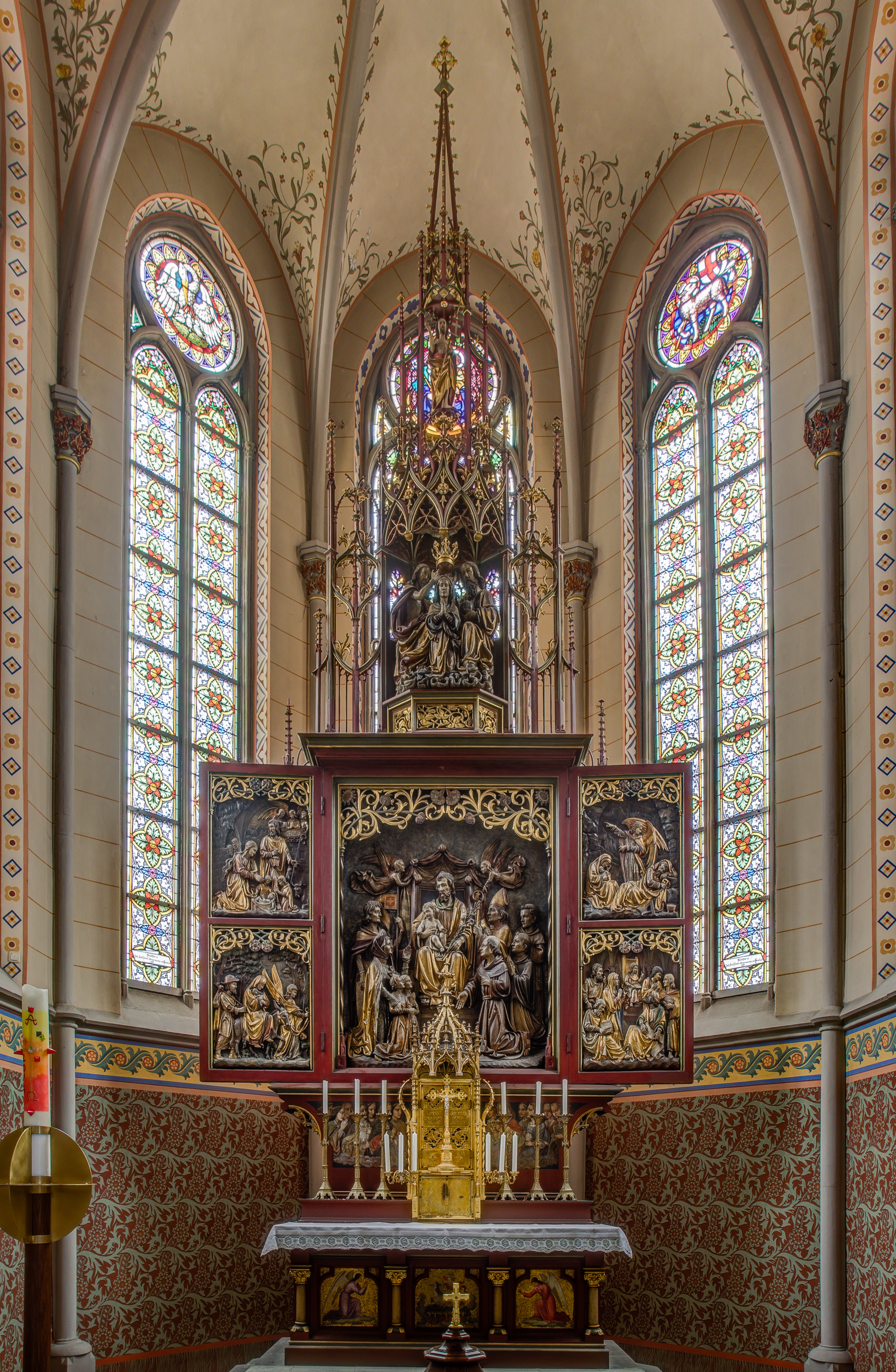 Gaustadt church altar P2RM0051 HDR