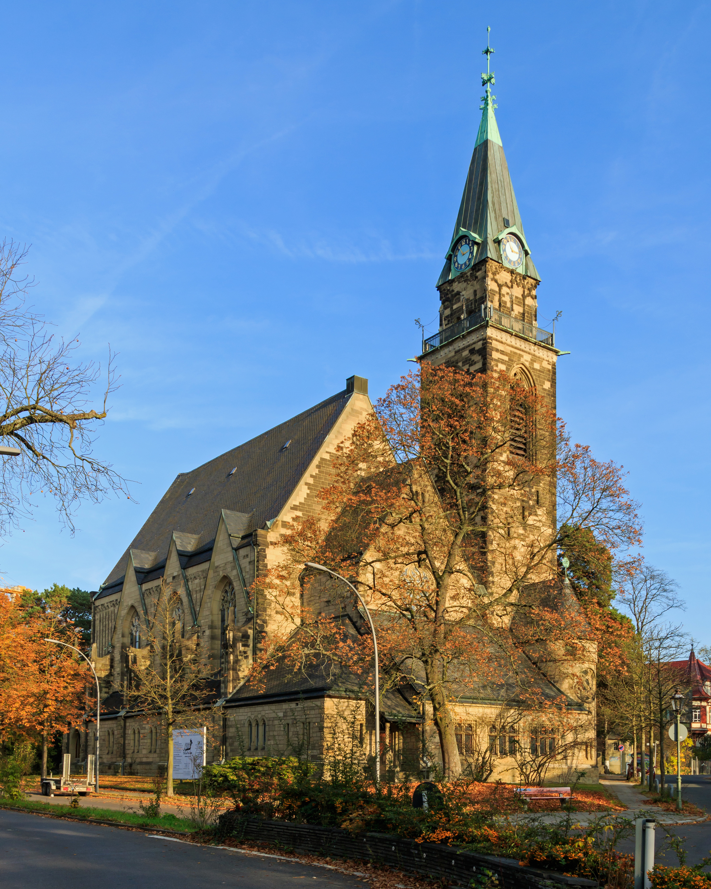 Grunewald-Kirche Bismarckallee 10-2015 img2