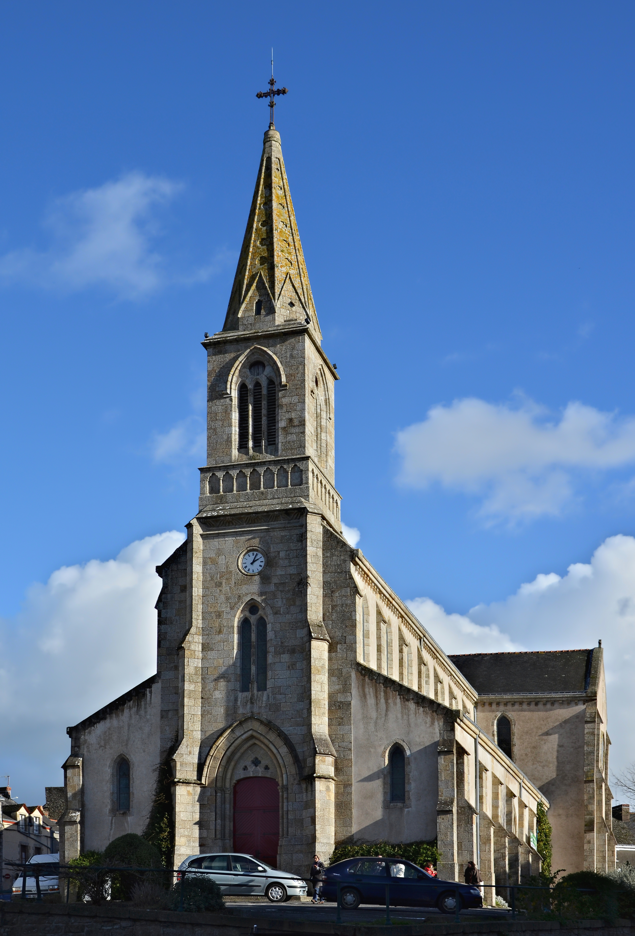 La Roche-Bernard 56 Église vue 2013