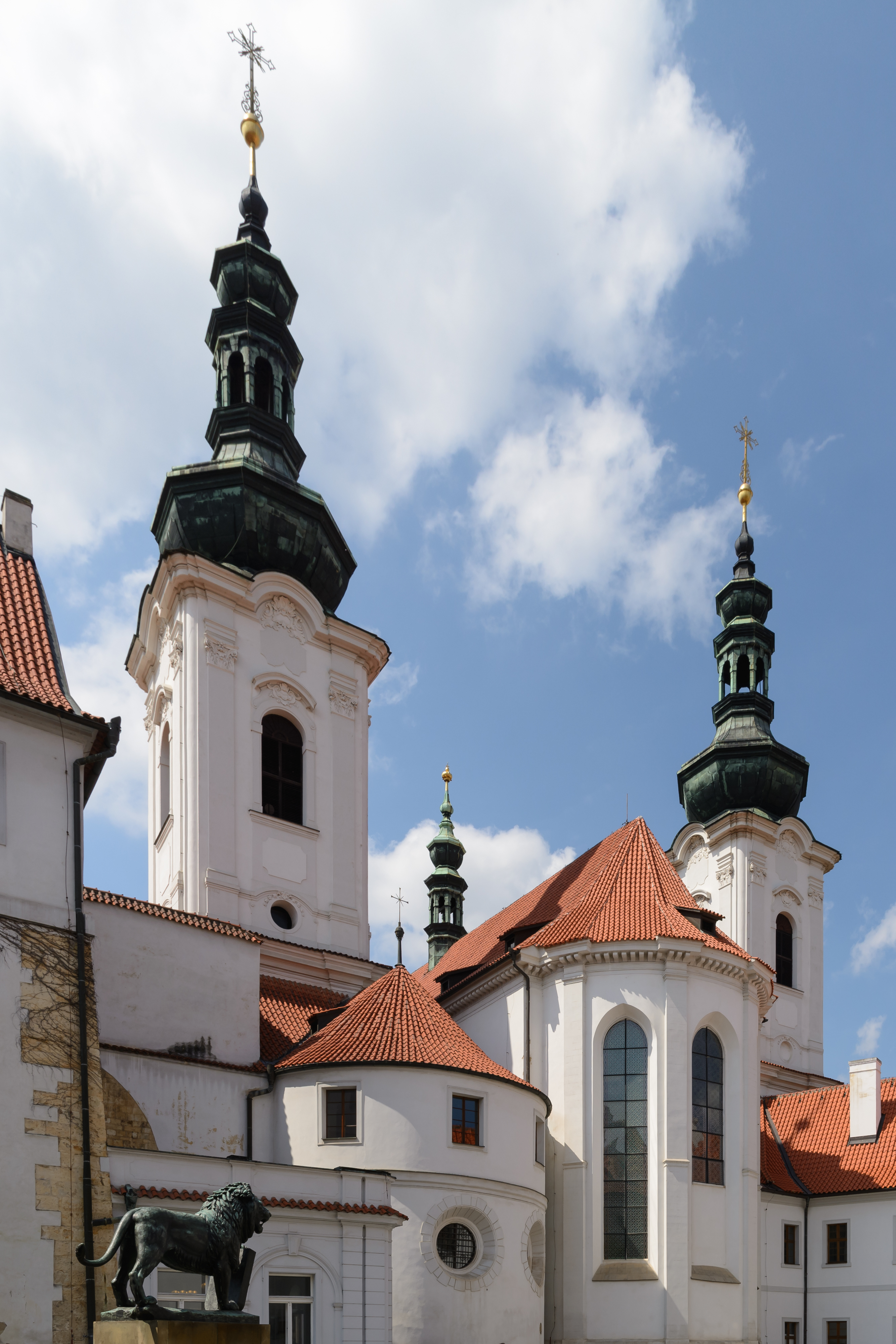 Praha Strahov Monastery Church Towers 01