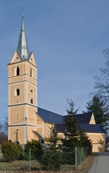 2014 Piszkowice, kościół św. Jana Chrzciciela 03