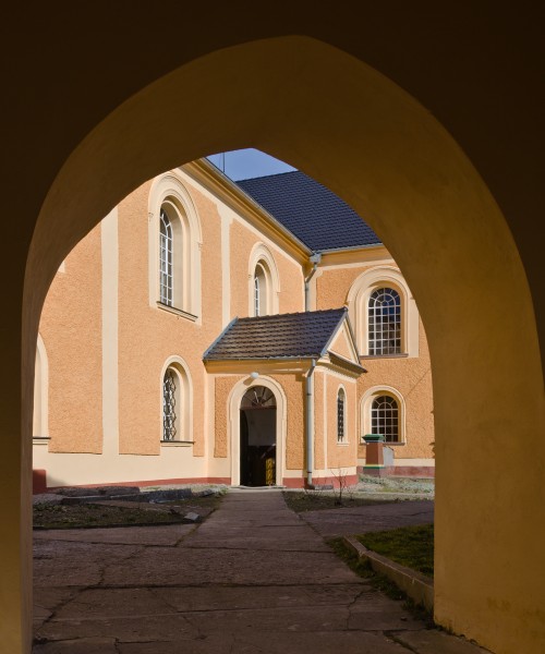 2014 Piszkowice, kościół św. Jana Chrzciciela 06