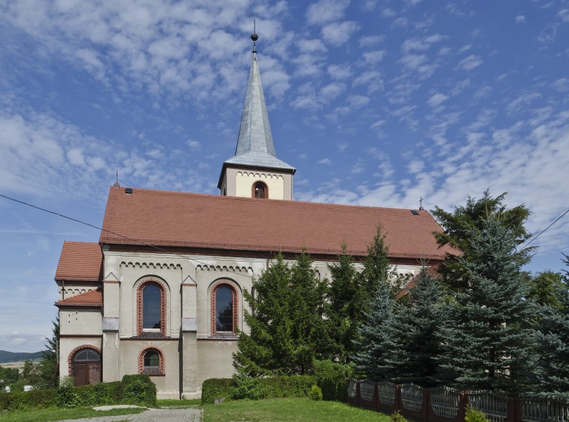 2014 Stary Waliszów, kościół 01