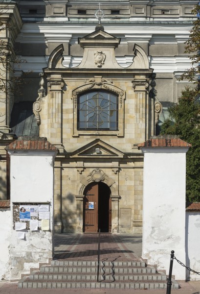 2014 Tarnobrzeg, kościół Wniebowzięcia NMP, 05