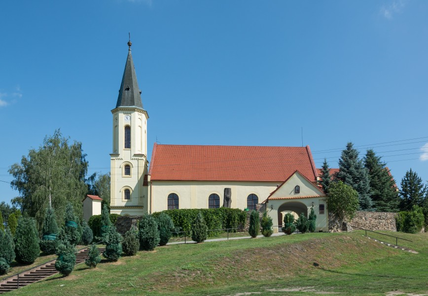 2016 Kościół św. Jana Ewangelisty w Niedźwiedniku 2