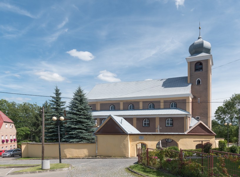 2016 Kościół Matki Bożej Królowej Polski i św. Maternusa w Stroniu Śląskim