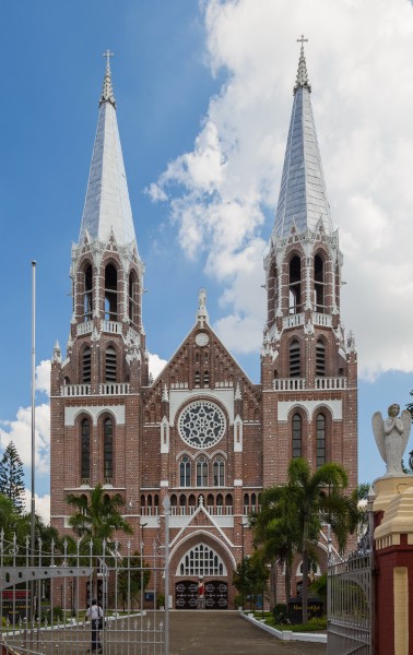 2016 Rangun, Katedra Najświętszej Maryi Panny (01)