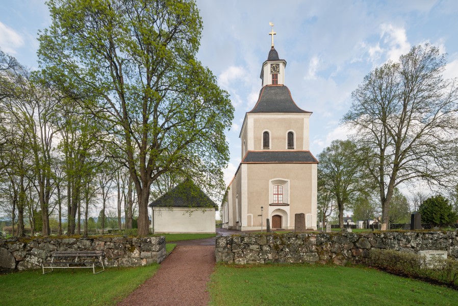 Åls kyrka May 2018 02