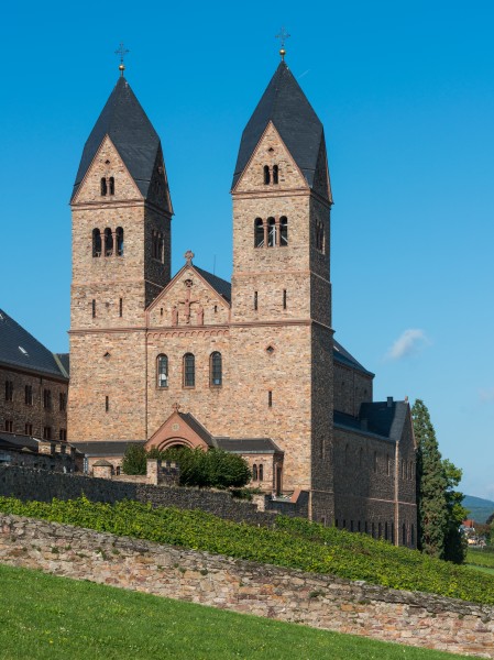 Abtei St. Hildegard, Rüdesheim, West facade 20140922 1