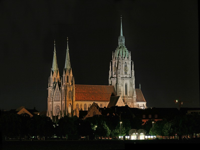 Basilika Sankt Paul Munich by night