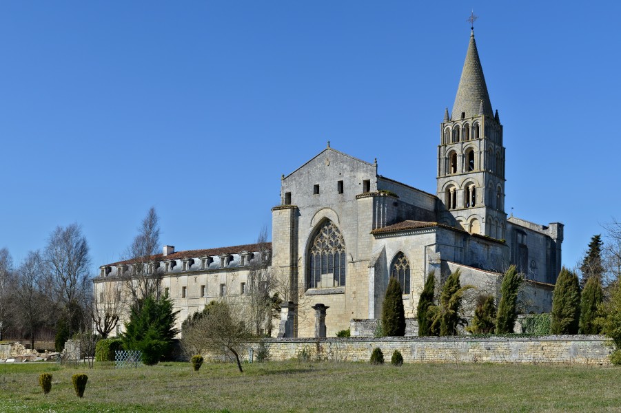 Bassac 16 Abbaye vue ESE 2014